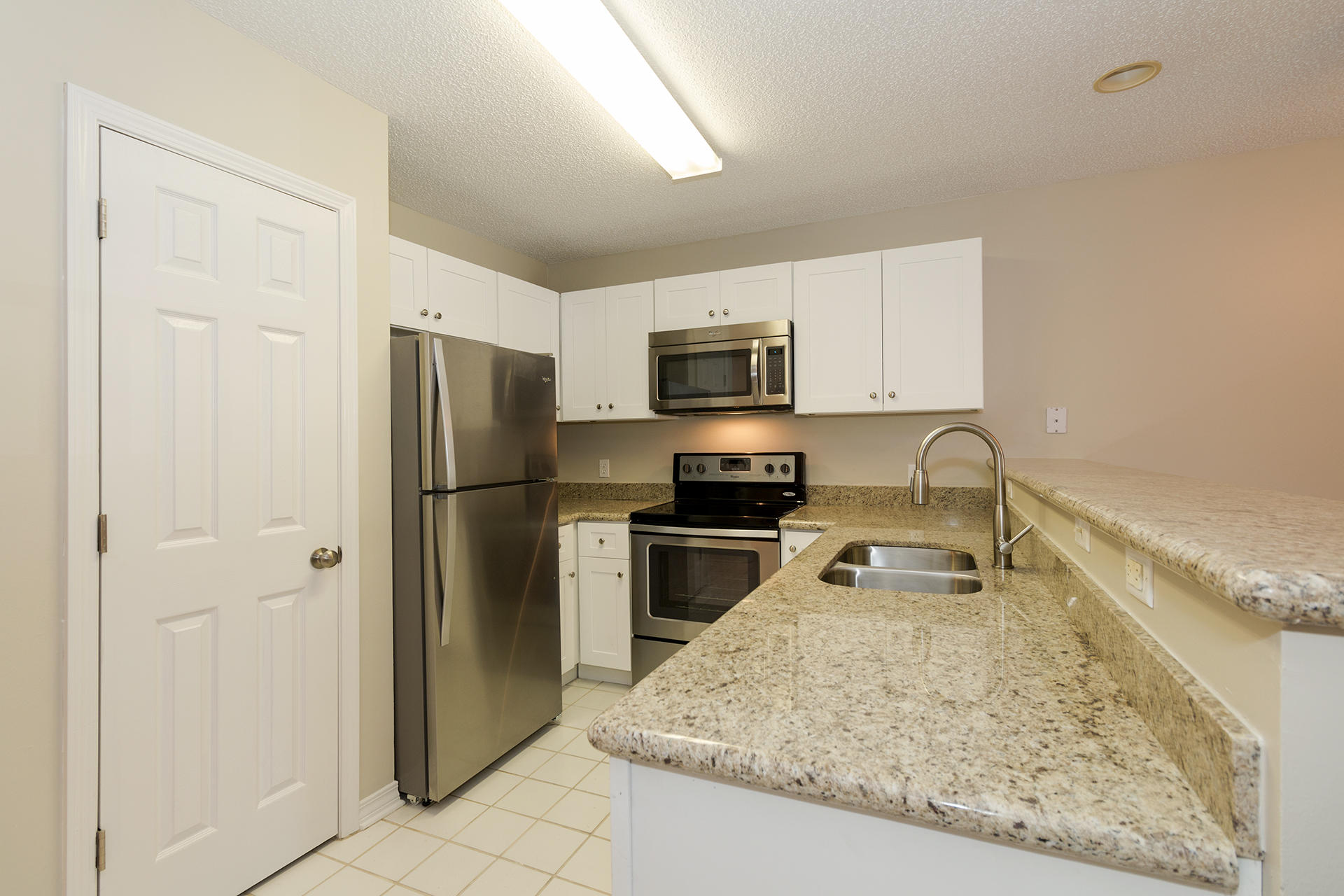 MARAVILLA CONDO 1 - Residential