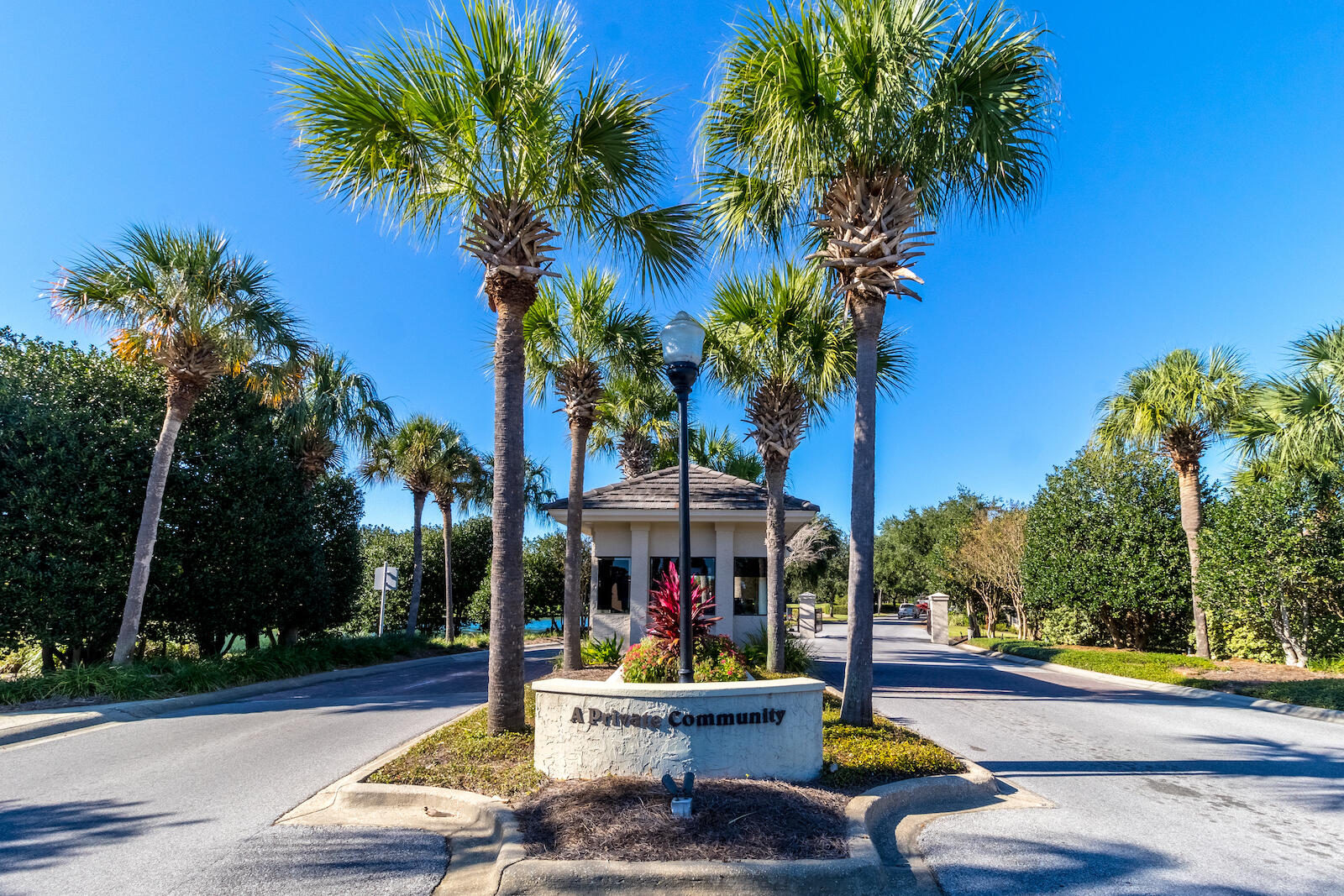 BURNT PINE - Residential