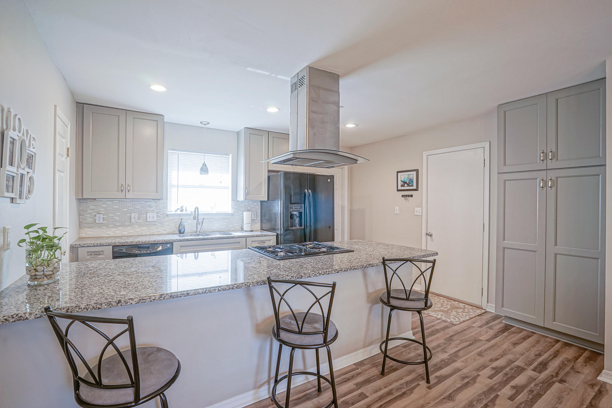 CREEKSIDE 4 - Residential