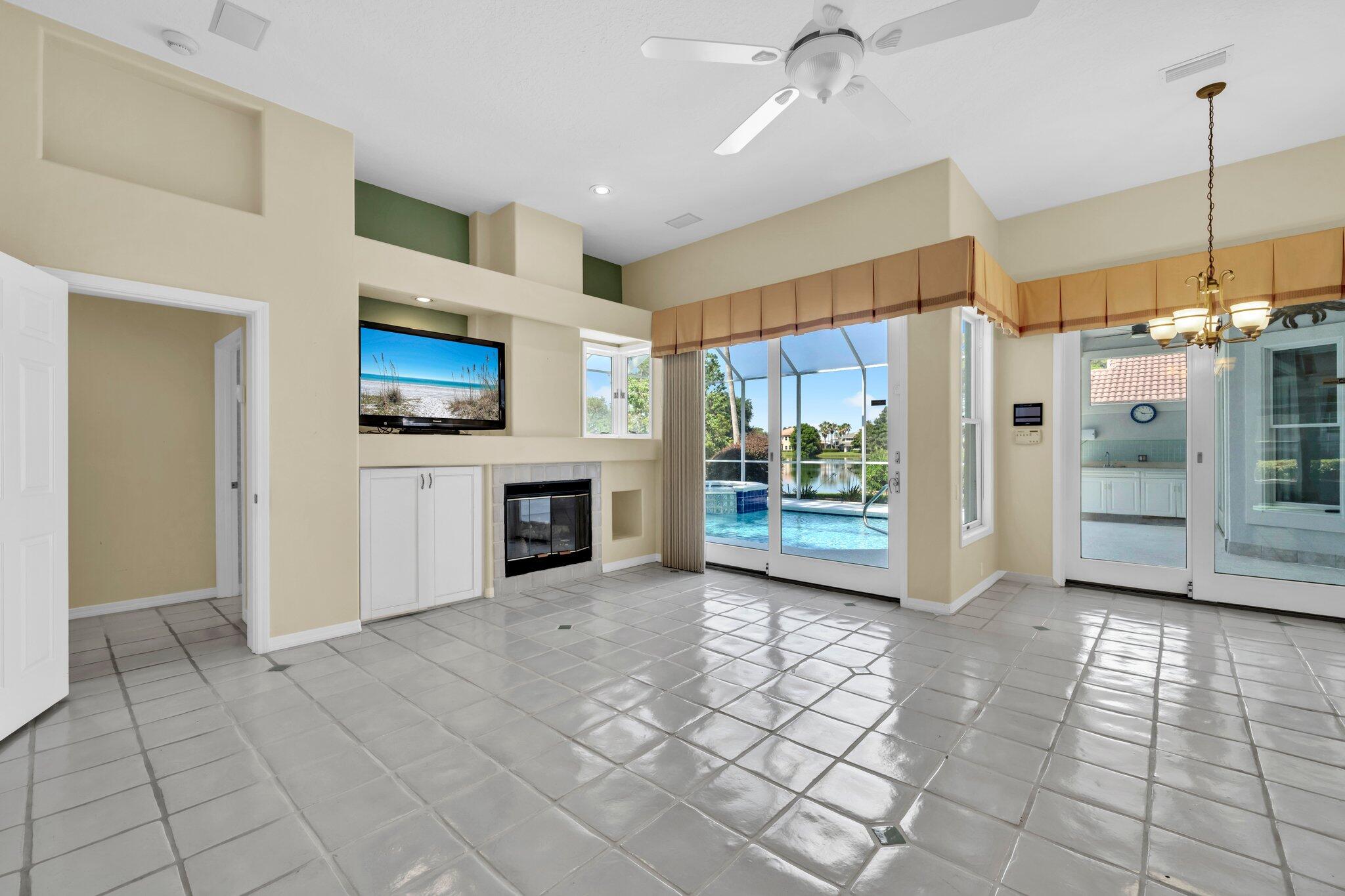 SUNSET BEACH PH 2 BLUEWATER BAY - Residential