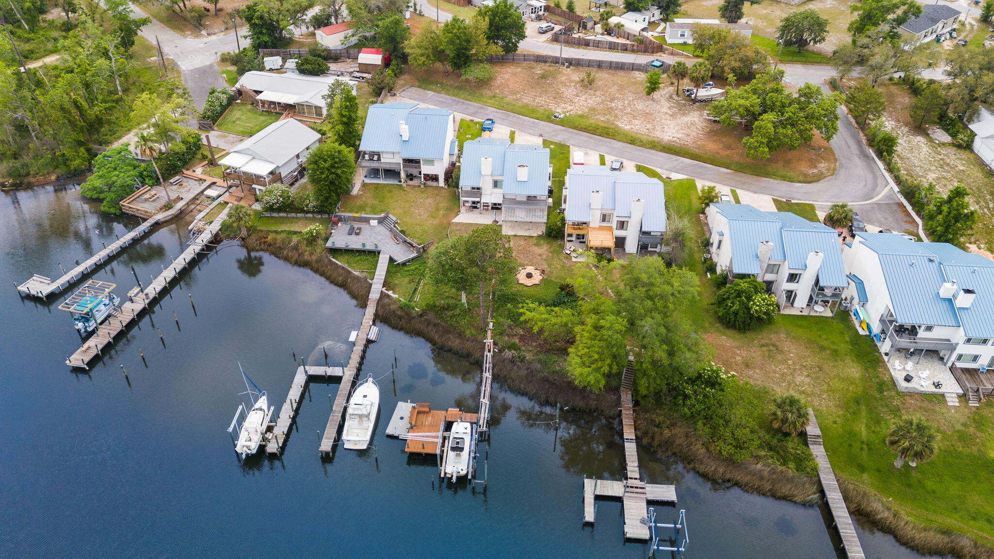NO RECORDED SUBDIVISION - Residential