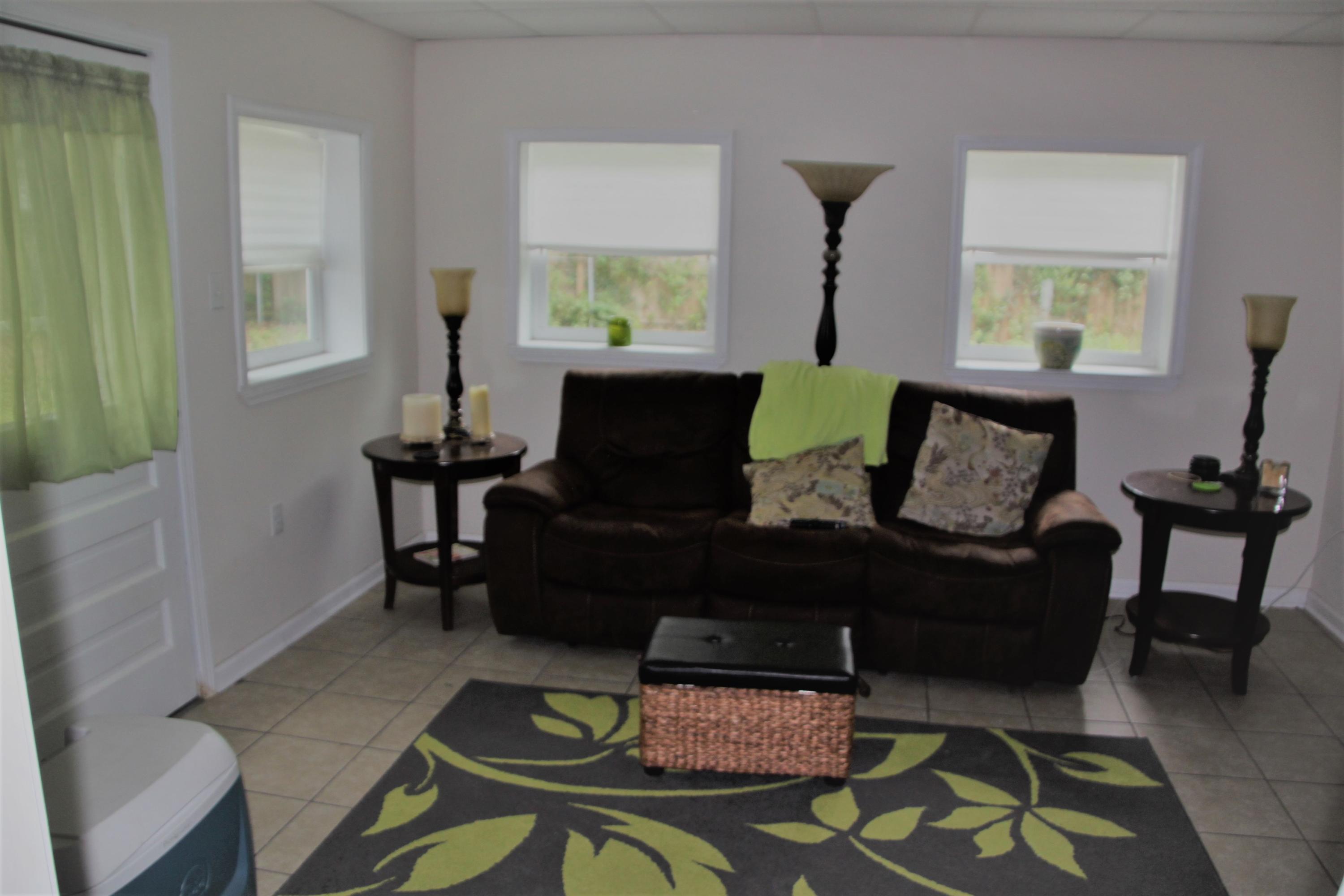 Elliott Point - Residential