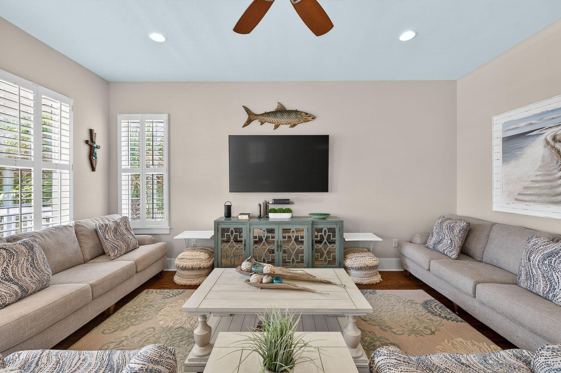 Crystal Shores - Residential