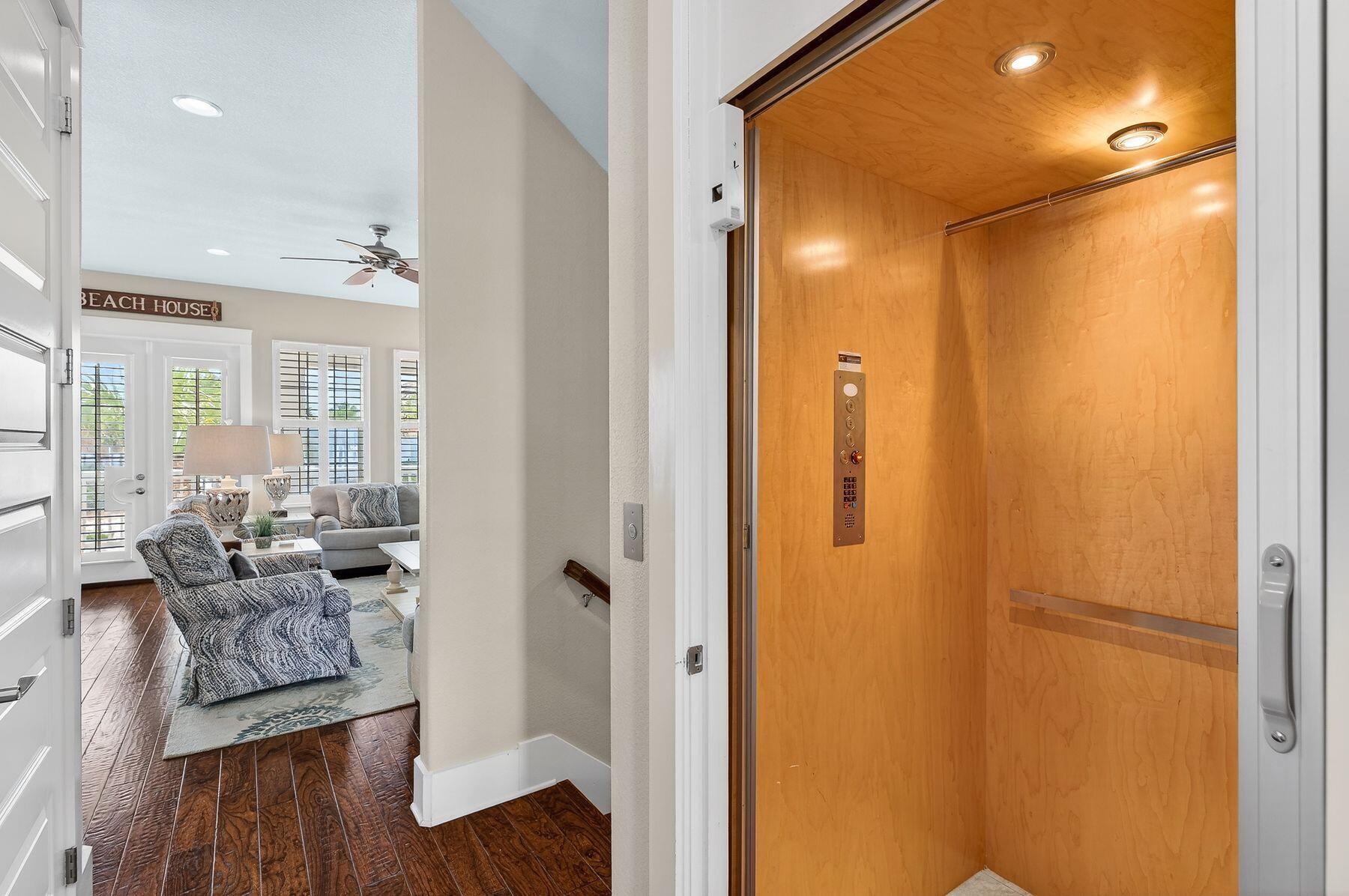 Crystal Shores - Residential