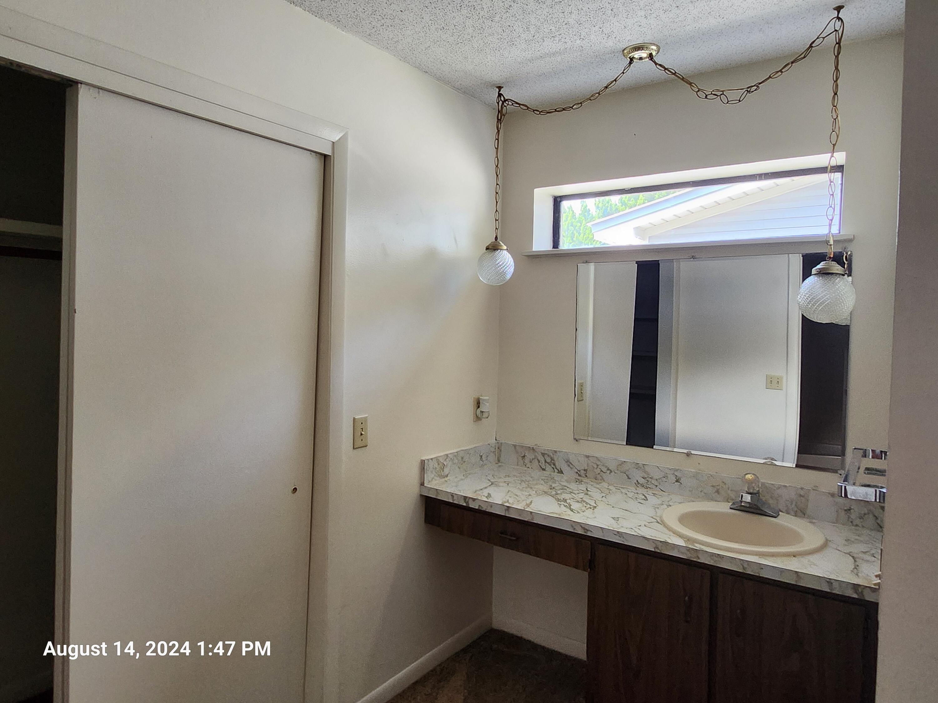 SCOTTWOOD - Residential Lease