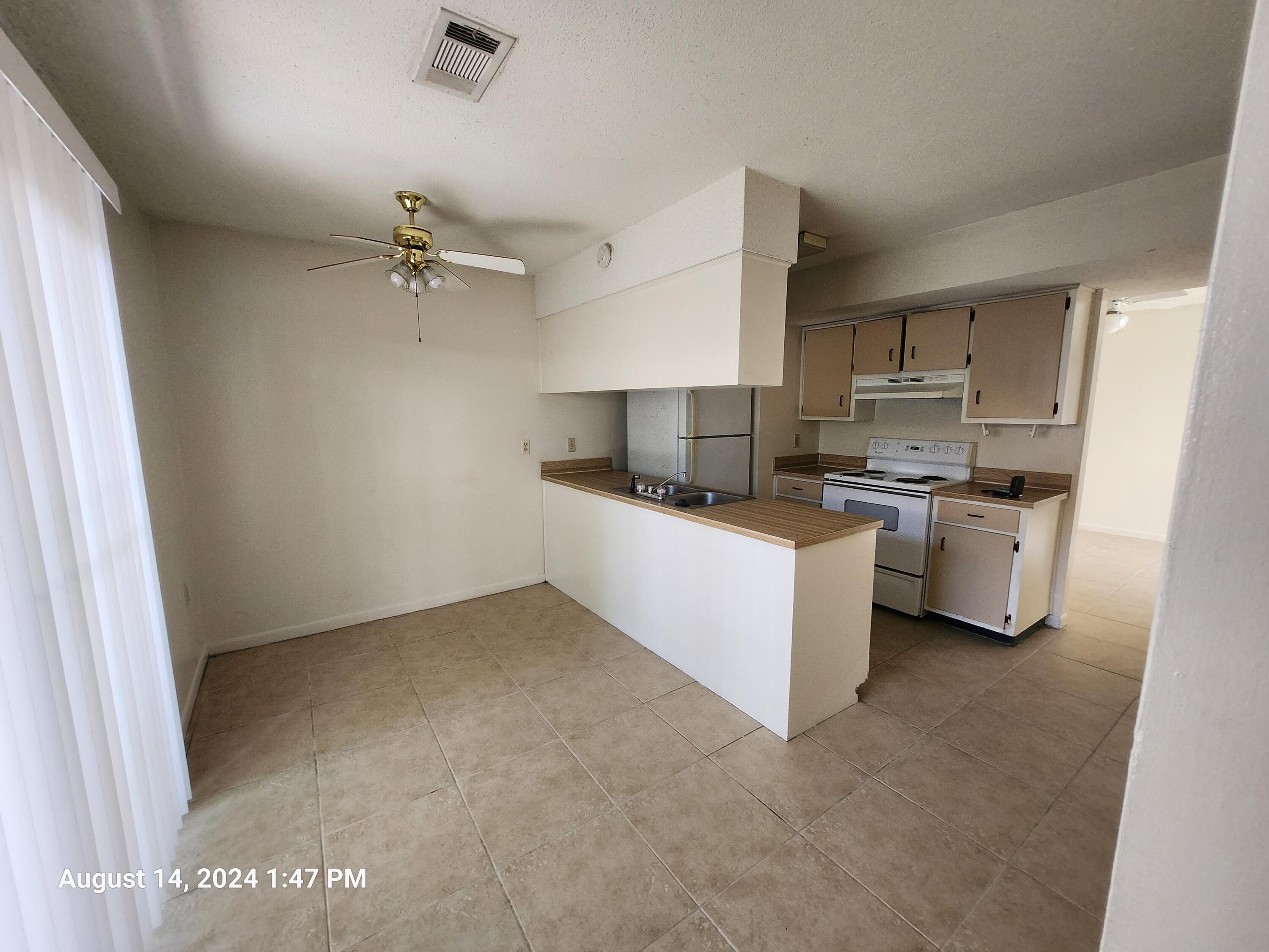 SCOTTWOOD - Residential Lease