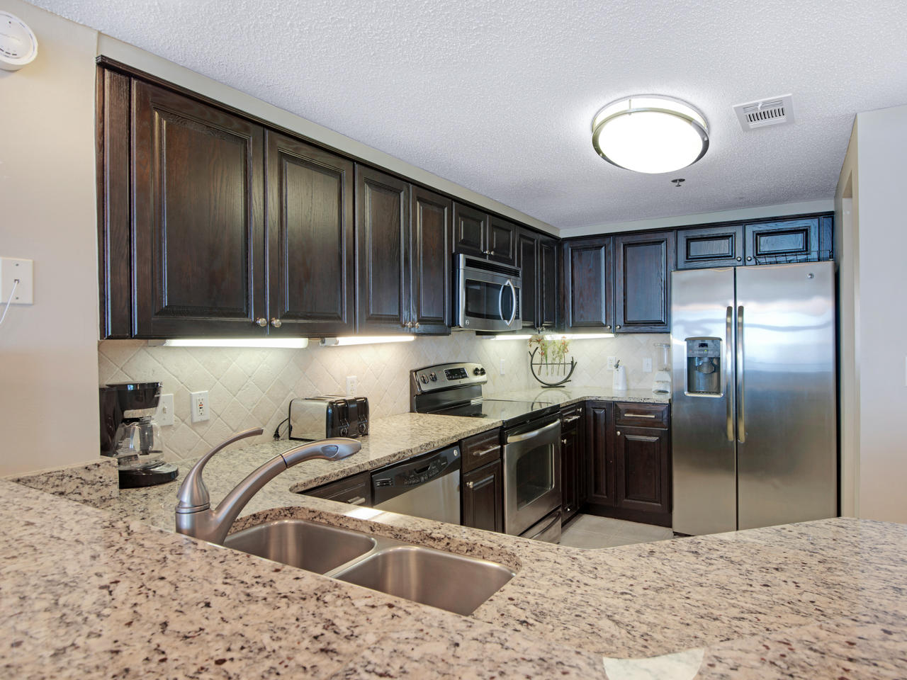 JADE EAST TOWERS CONDO - Residential