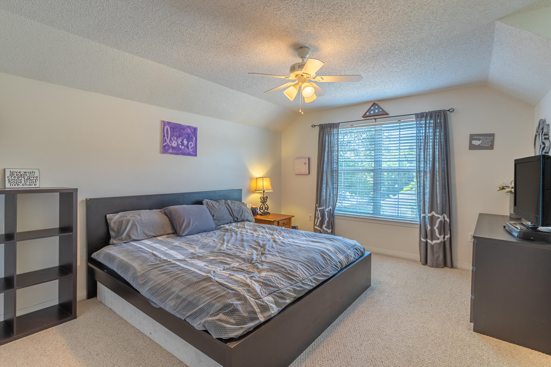 OLD BETHEL ESTATES PH I - Residential