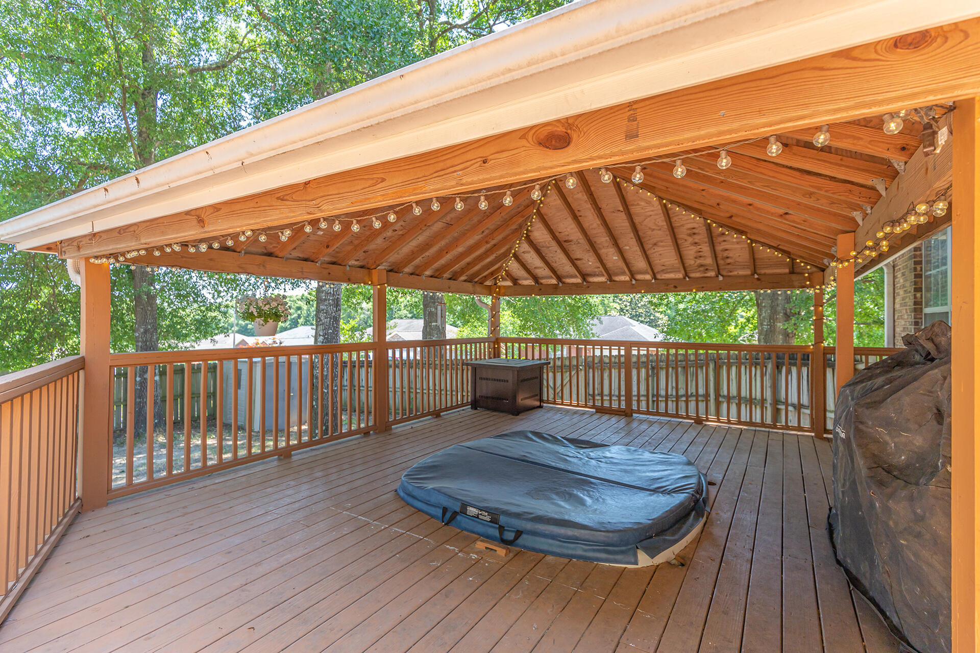 OLD BETHEL ESTATES PH I - Residential