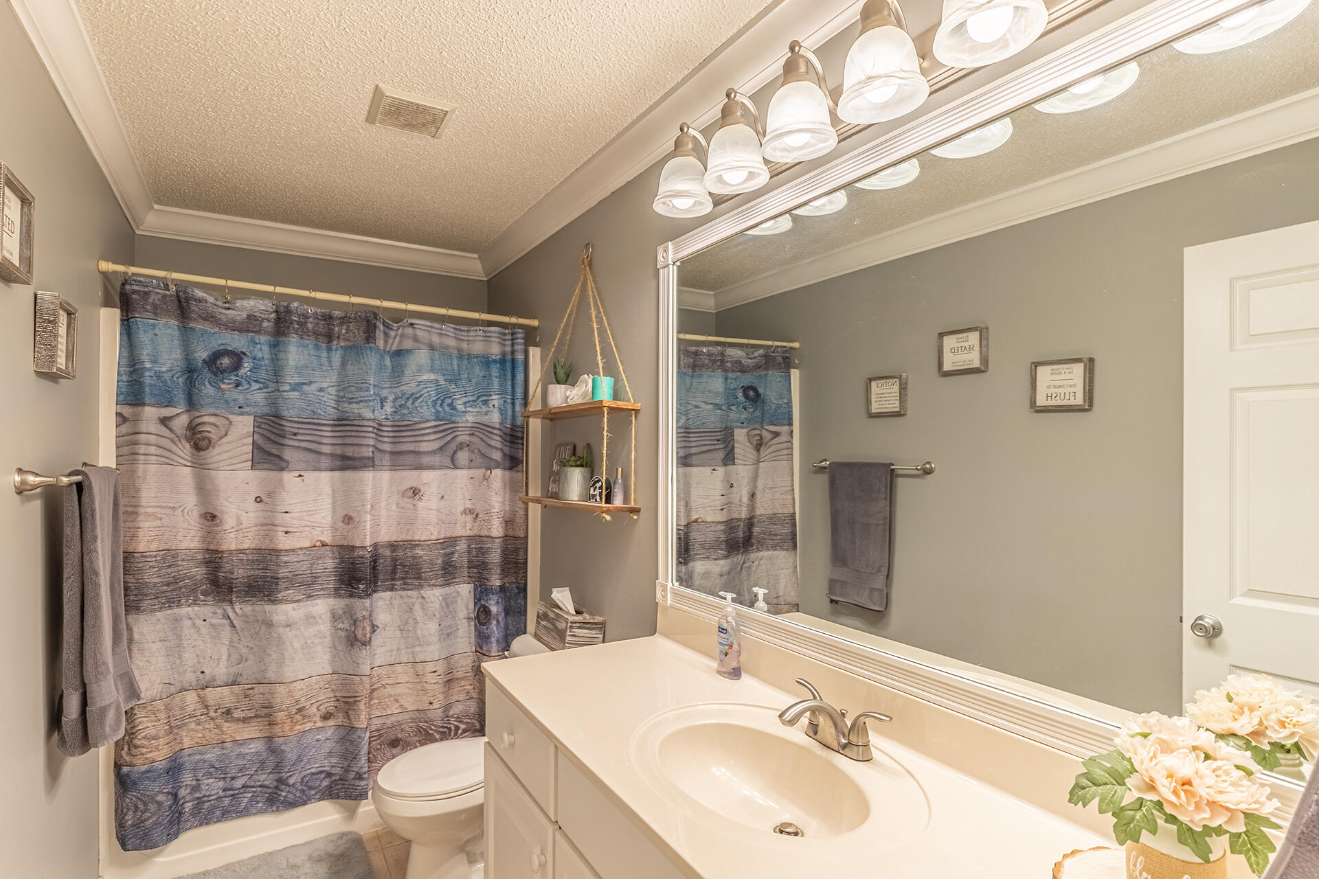 OLD BETHEL ESTATES PH I - Residential