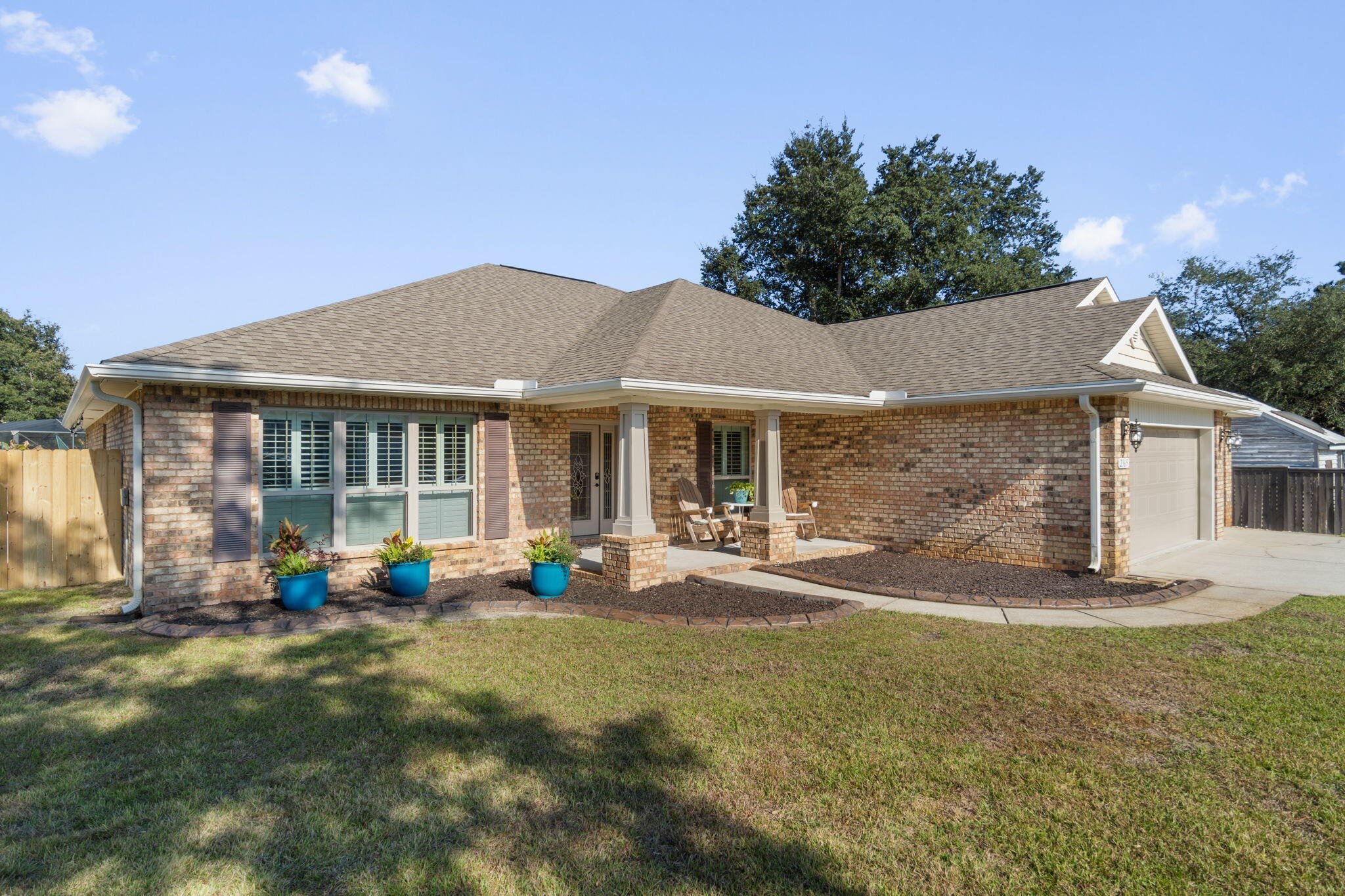 HOLLEY BY THE SEA - Residential