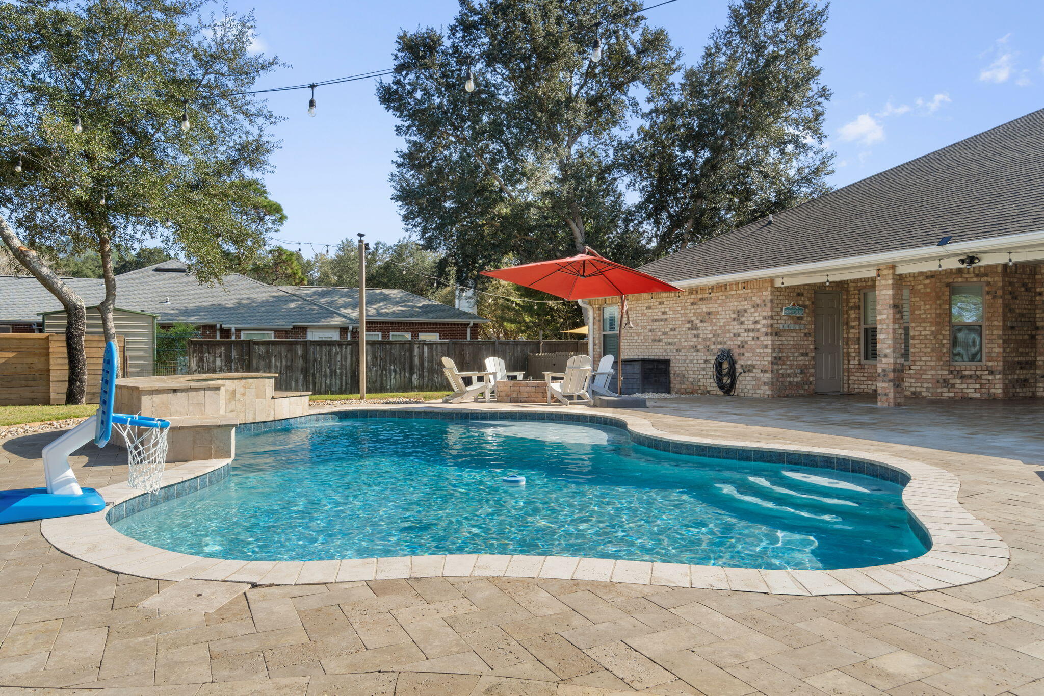 HOLLEY BY THE SEA - Residential