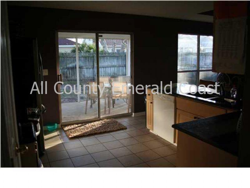 AZALEA GARDENS DESTIN - Residential Lease