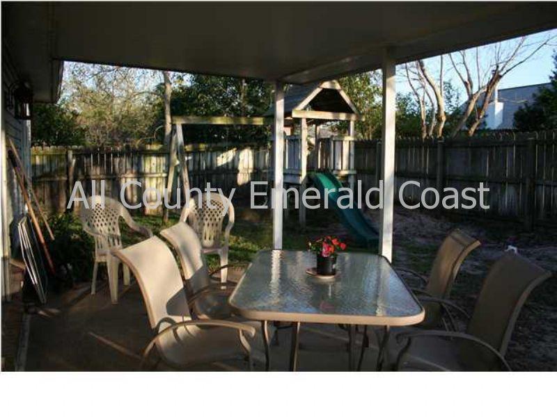 AZALEA GARDENS DESTIN - Residential Lease