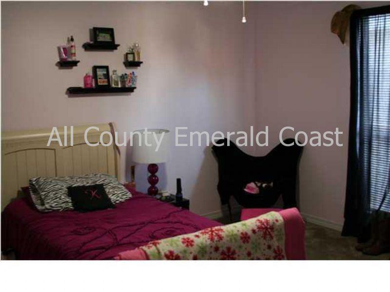 AZALEA GARDENS DESTIN - Residential Lease