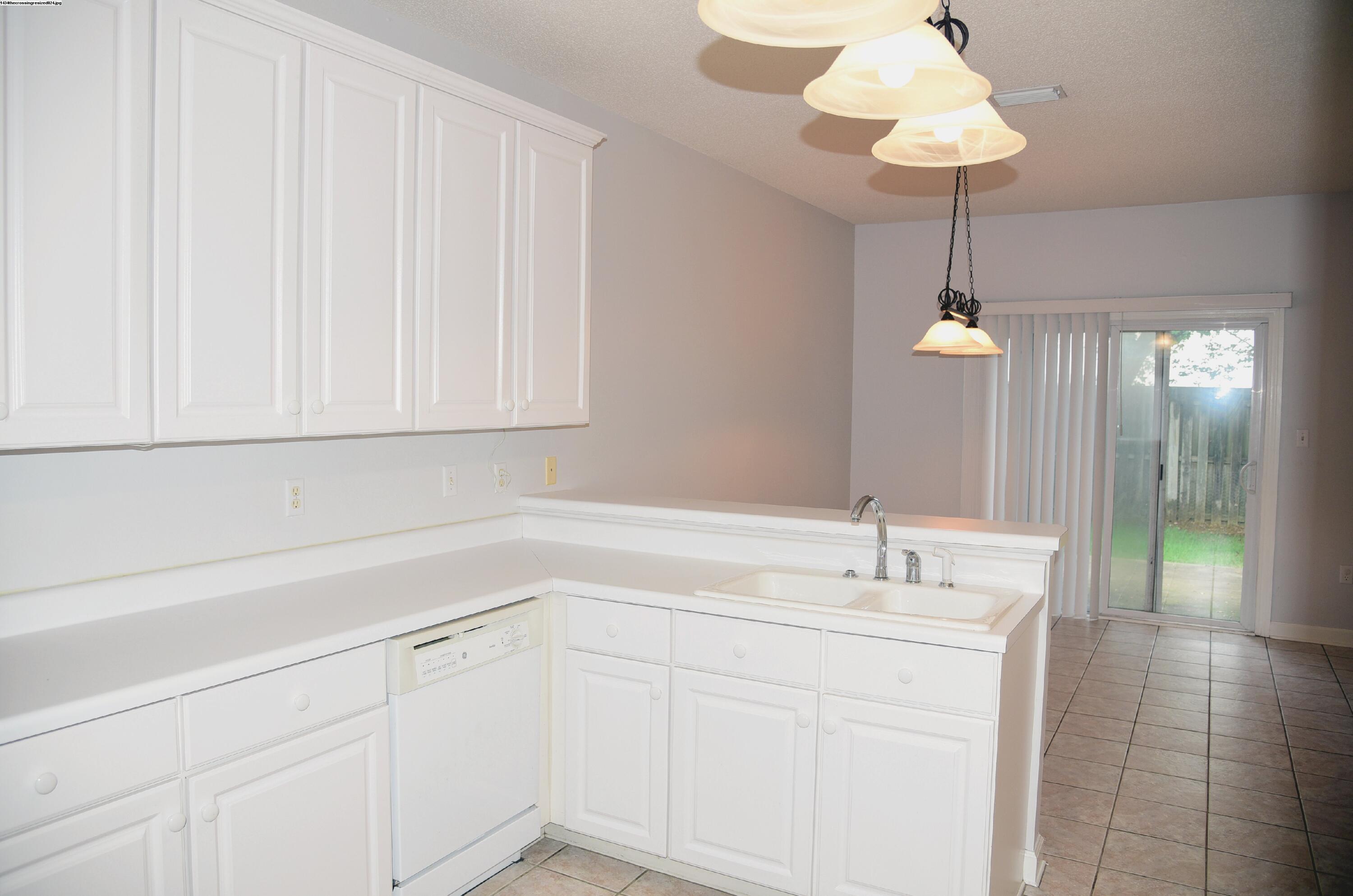 CROSSINGS AT BLUEWATER BAY - Residential