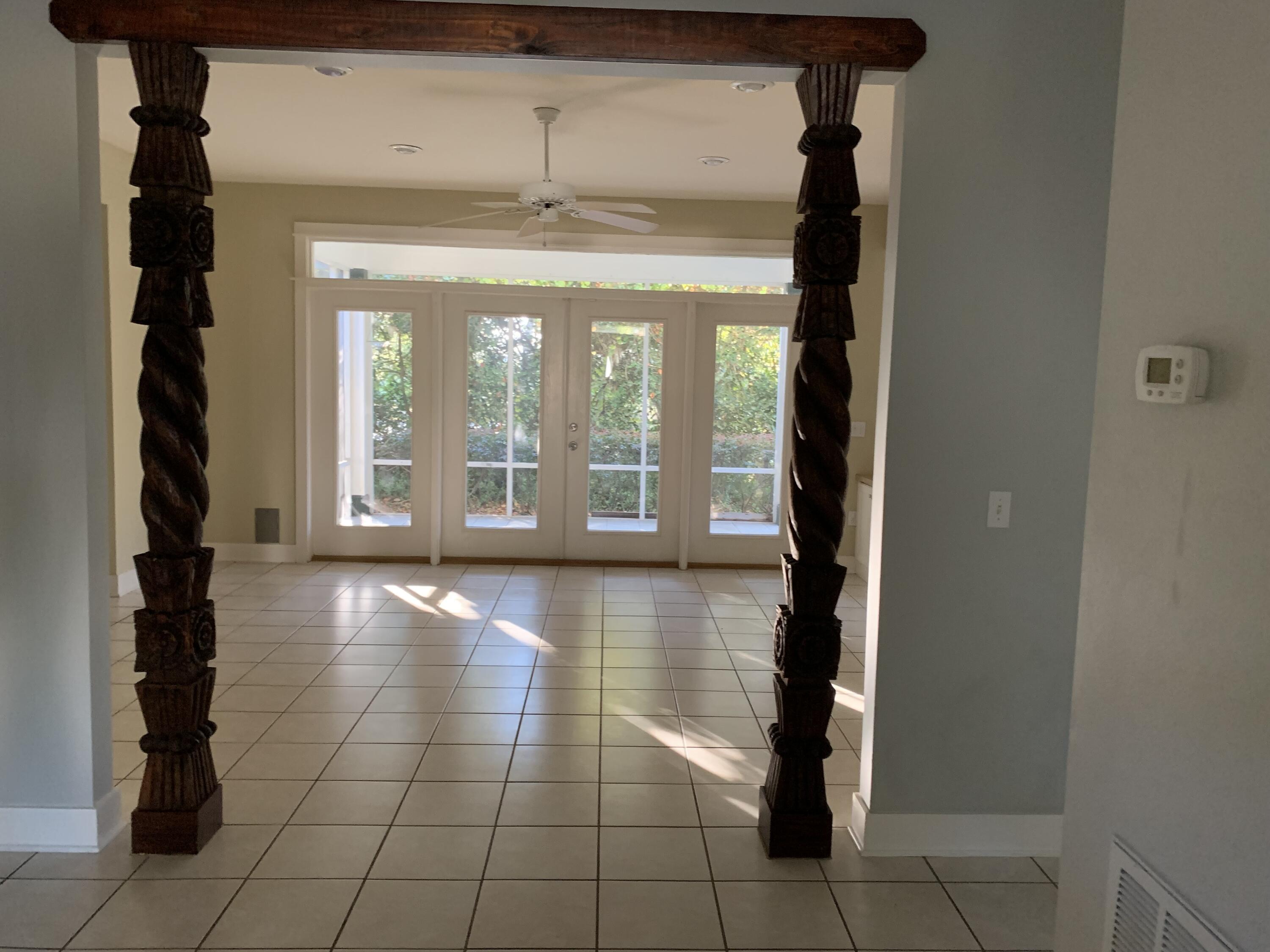 MOCKINGBIRD ESTATES - Residential Lease