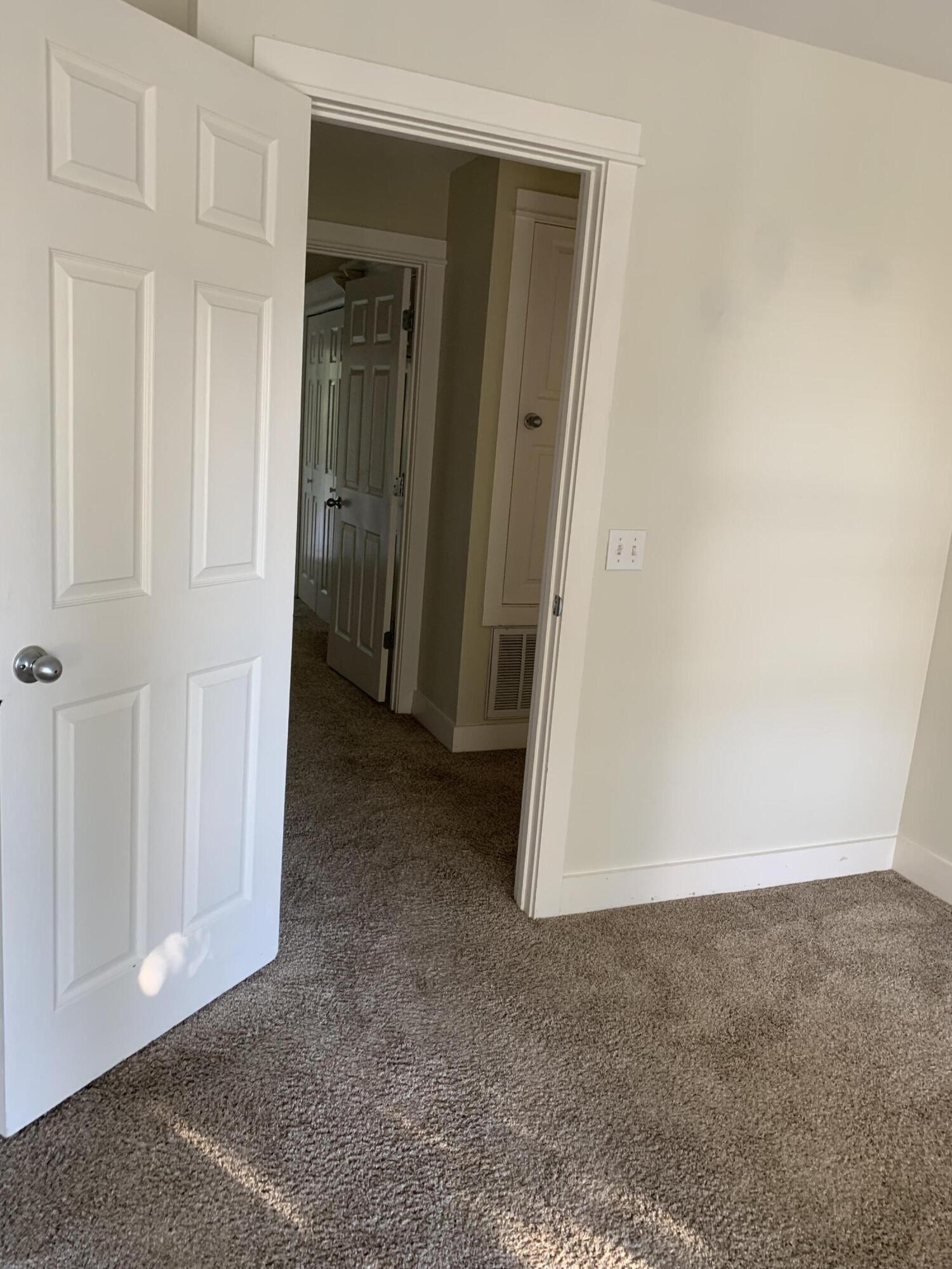 MOCKINGBIRD ESTATES - Residential Lease