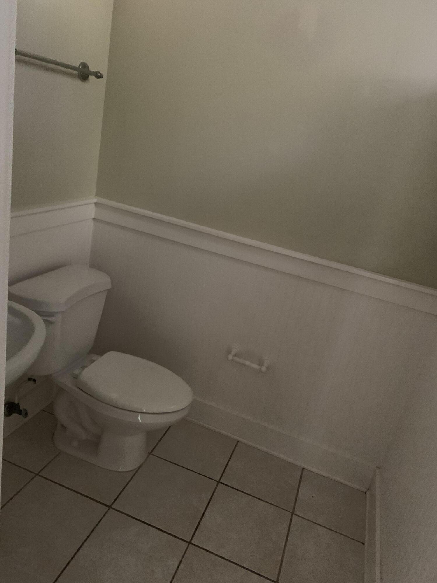 MOCKINGBIRD ESTATES - Residential Lease