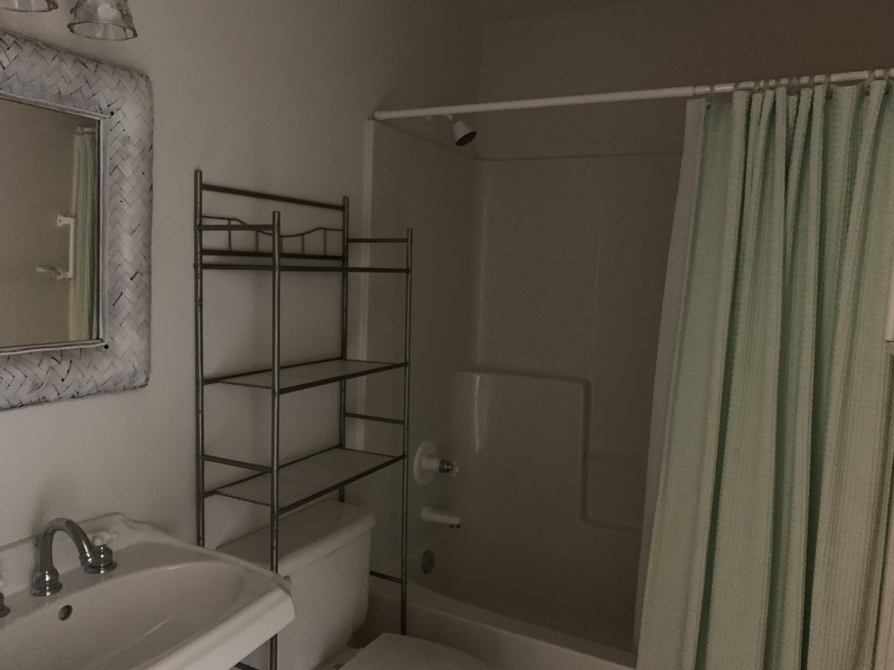 MOCKINGBIRD ESTATES - Residential Lease