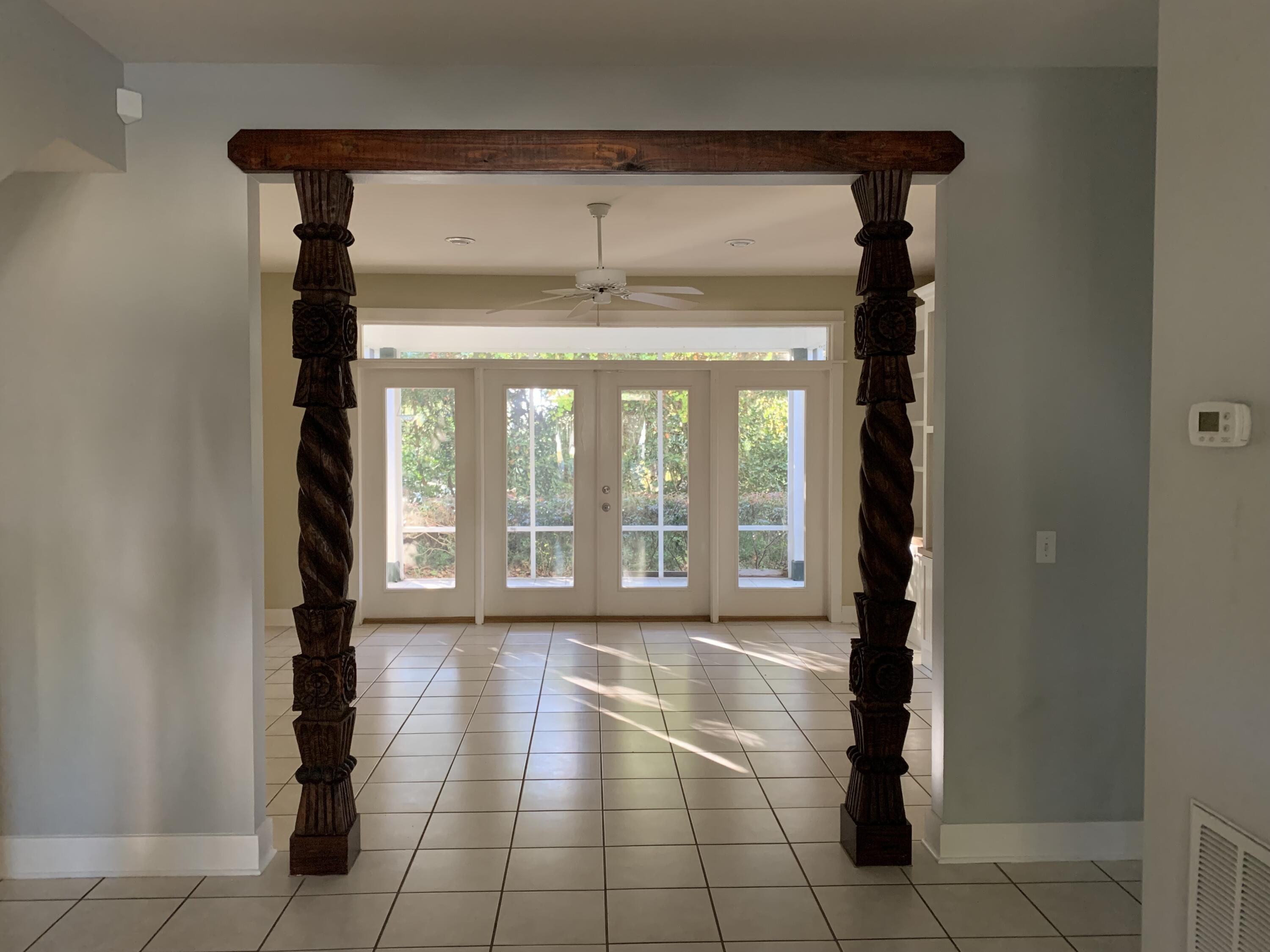 MOCKINGBIRD ESTATES - Residential Lease