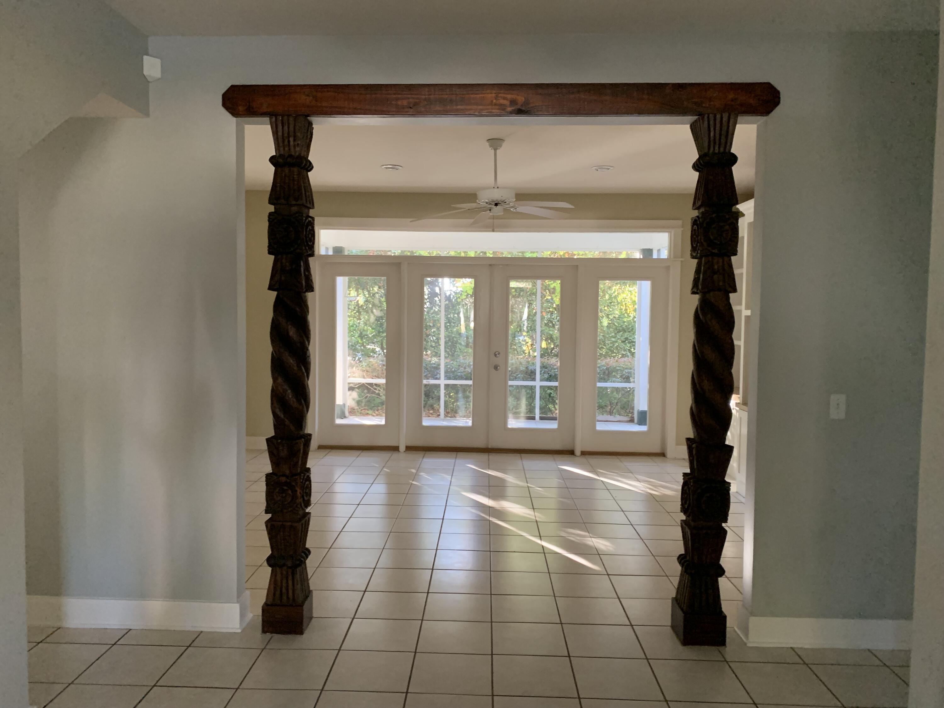 MOCKINGBIRD ESTATES - Residential Lease