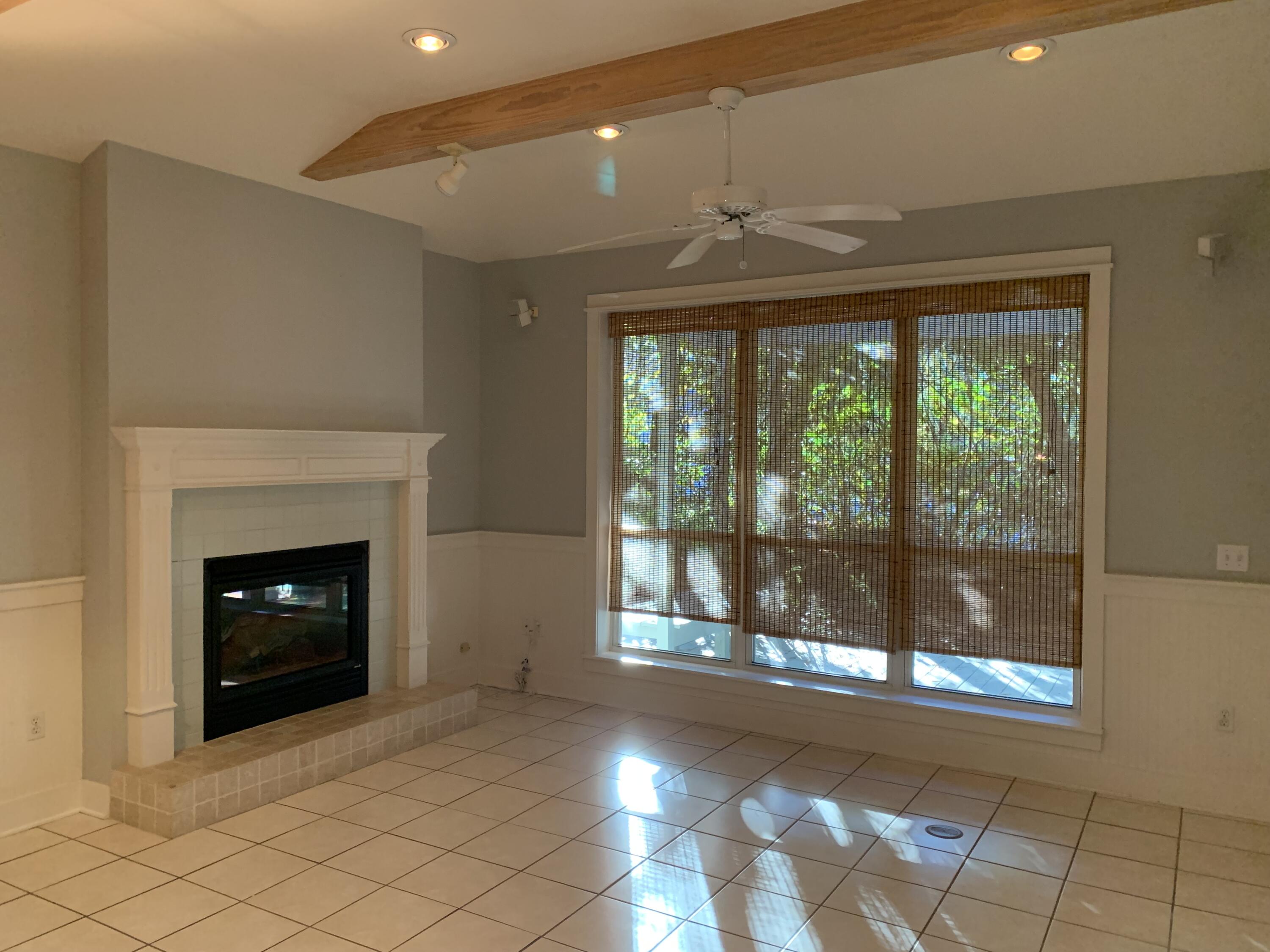 MOCKINGBIRD ESTATES - Residential Lease