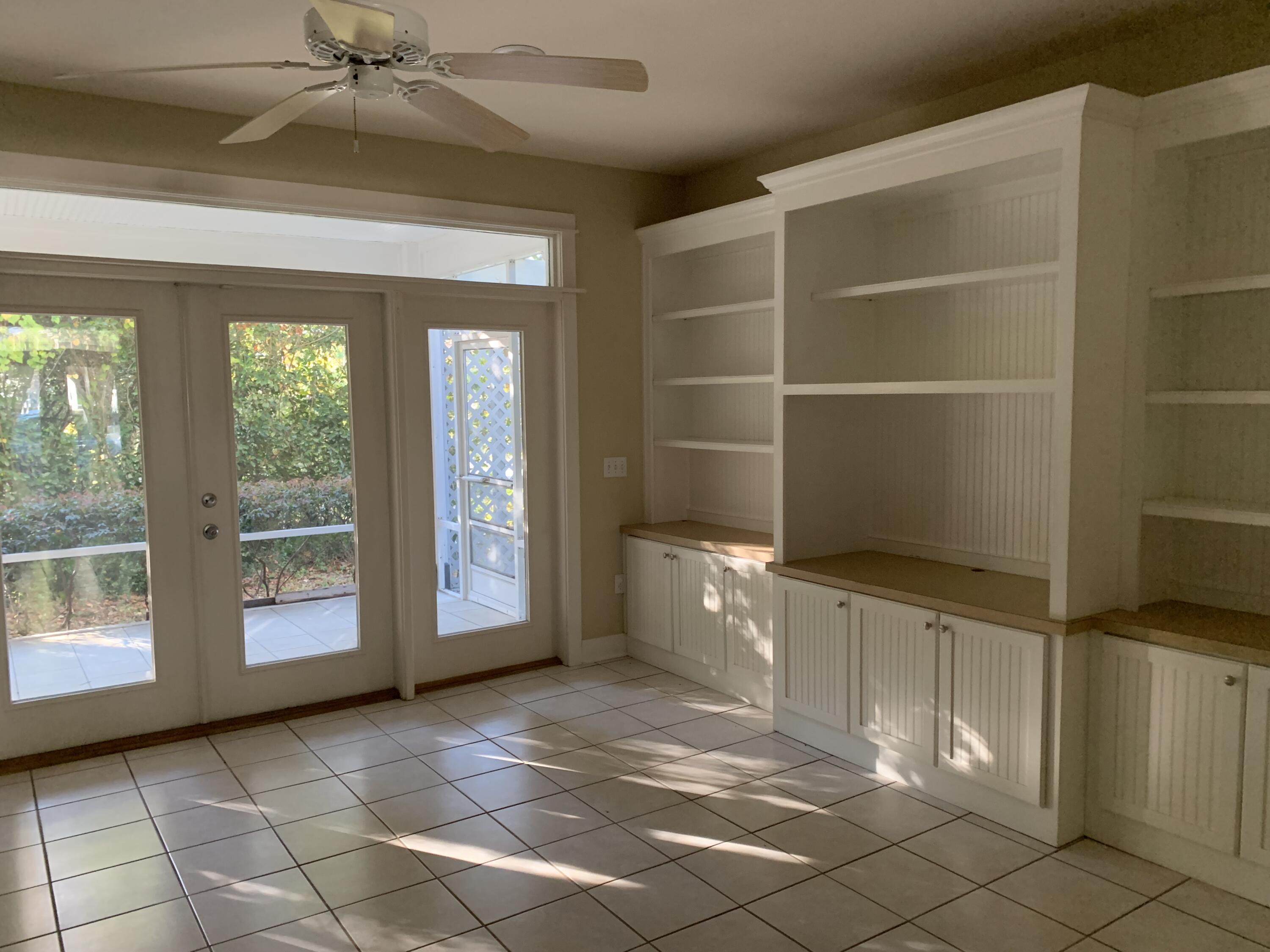 MOCKINGBIRD ESTATES - Residential Lease