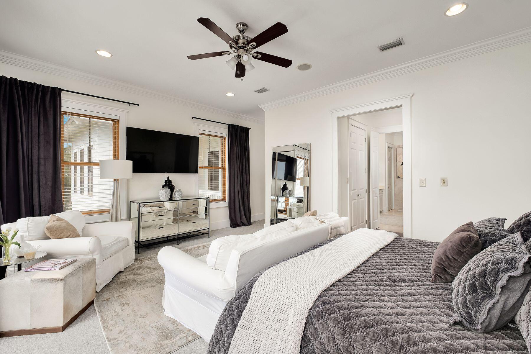BAY PINE SHORES - Residential