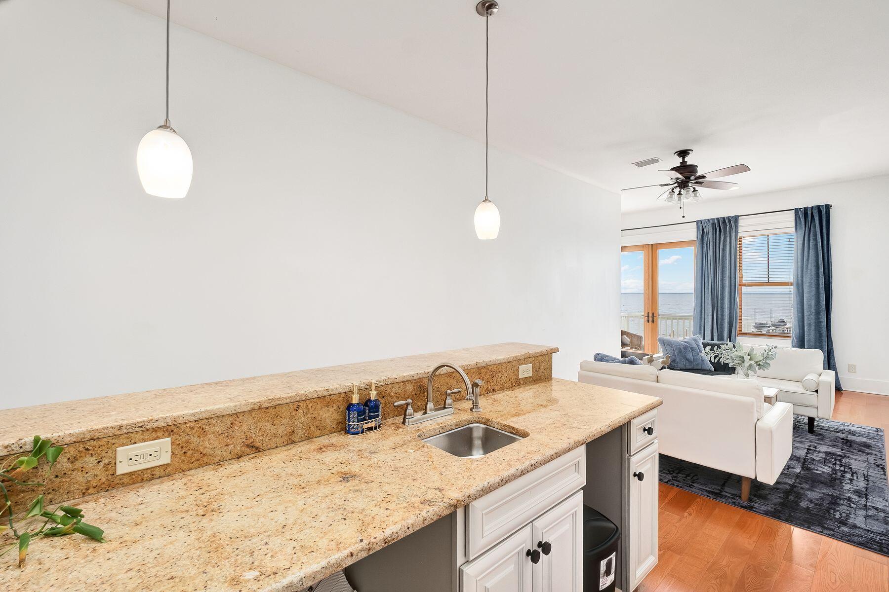 BAY PINE SHORES - Residential