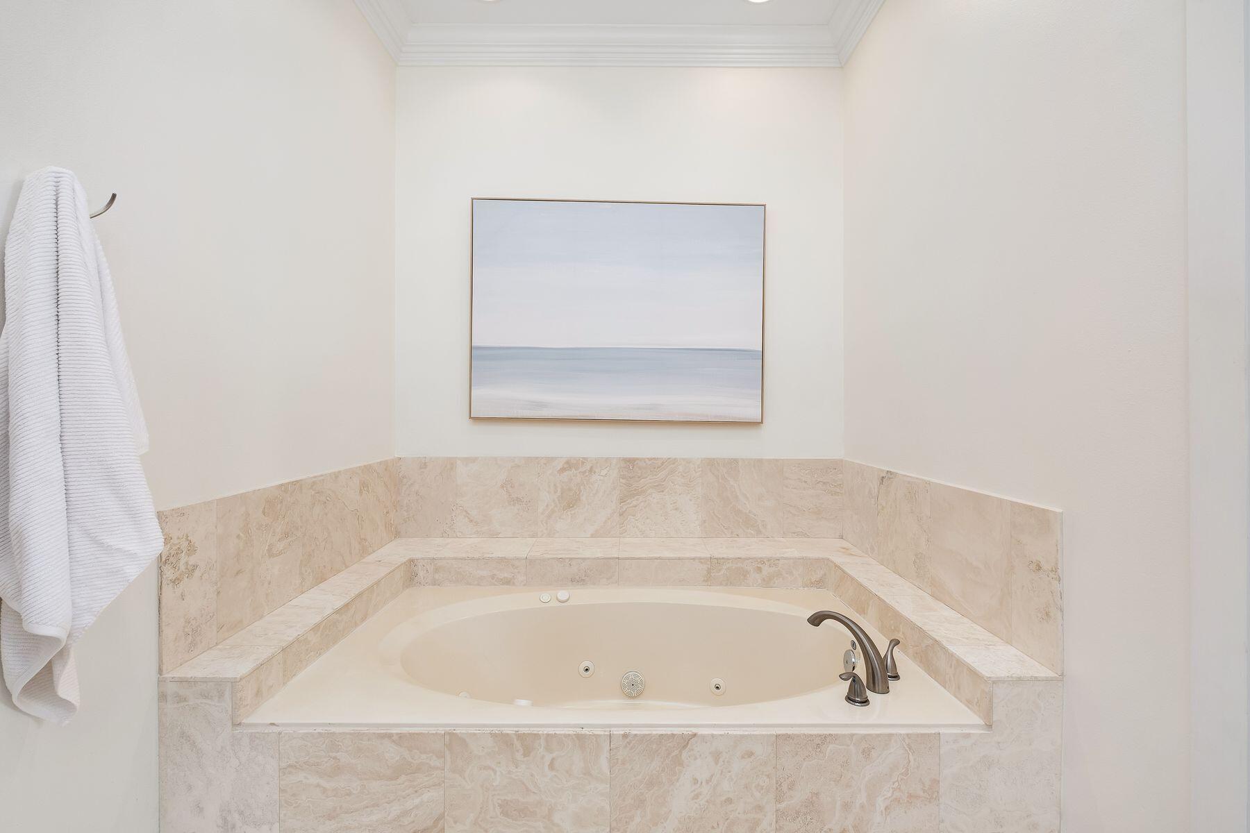 BAY PINE SHORES - Residential