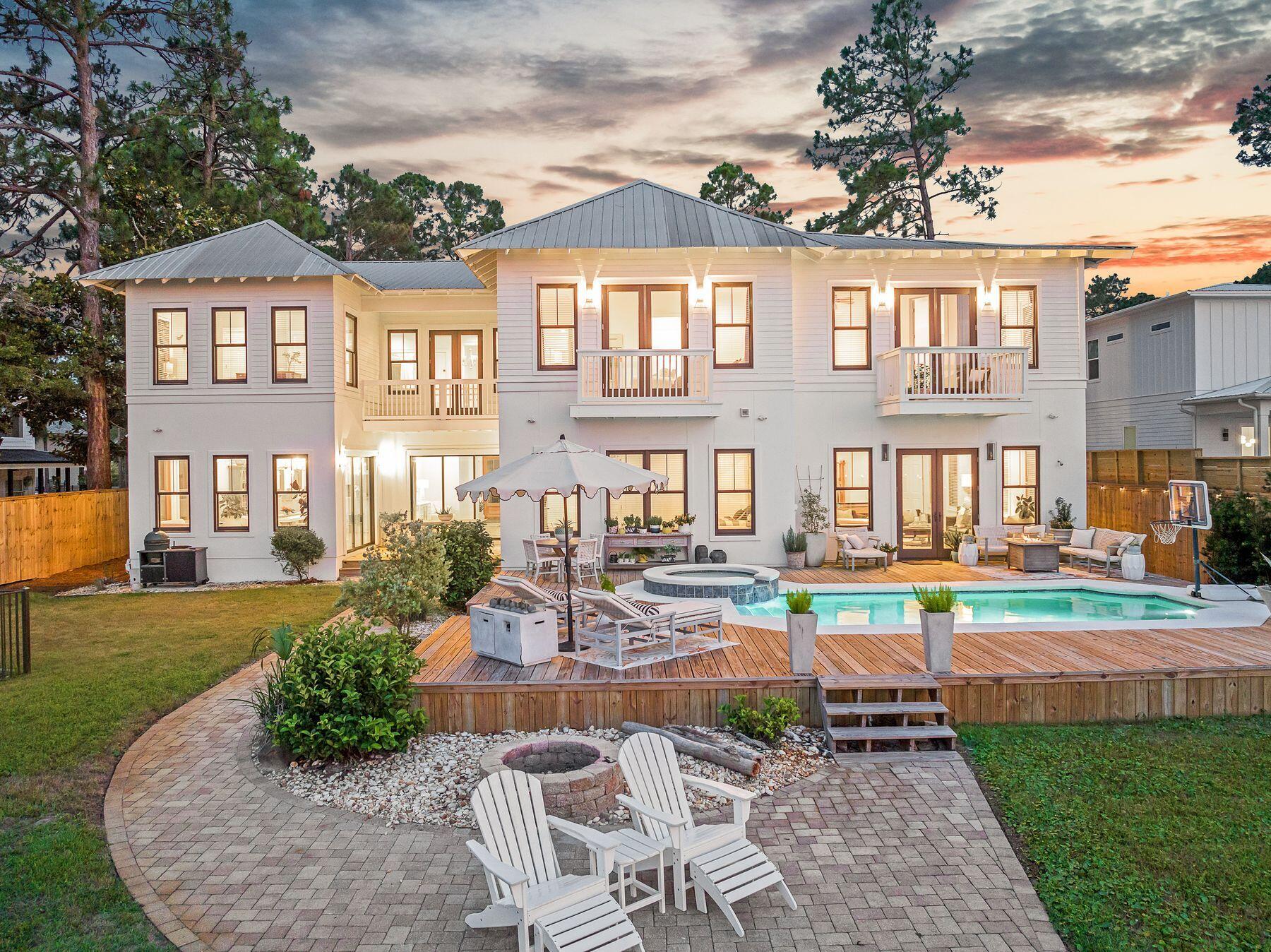BAY PINE SHORES - Residential
