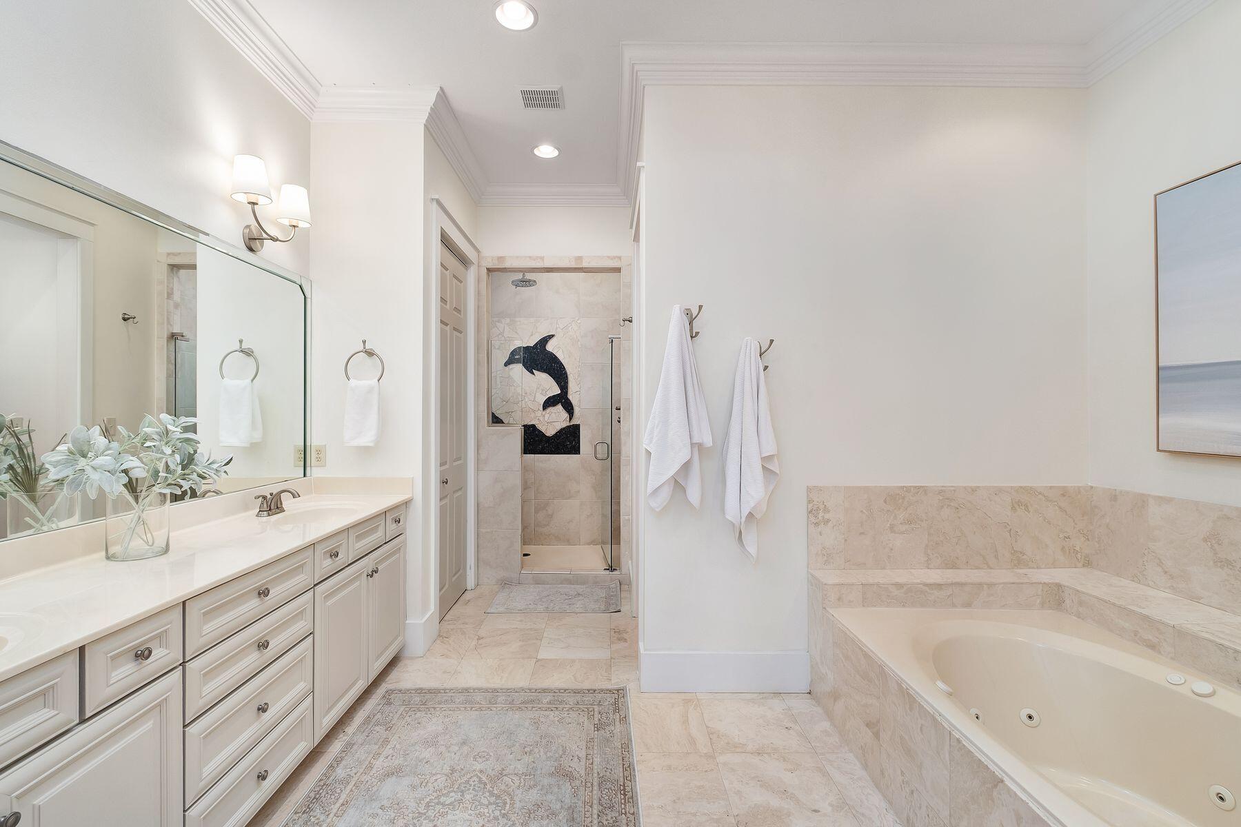 BAY PINE SHORES - Residential