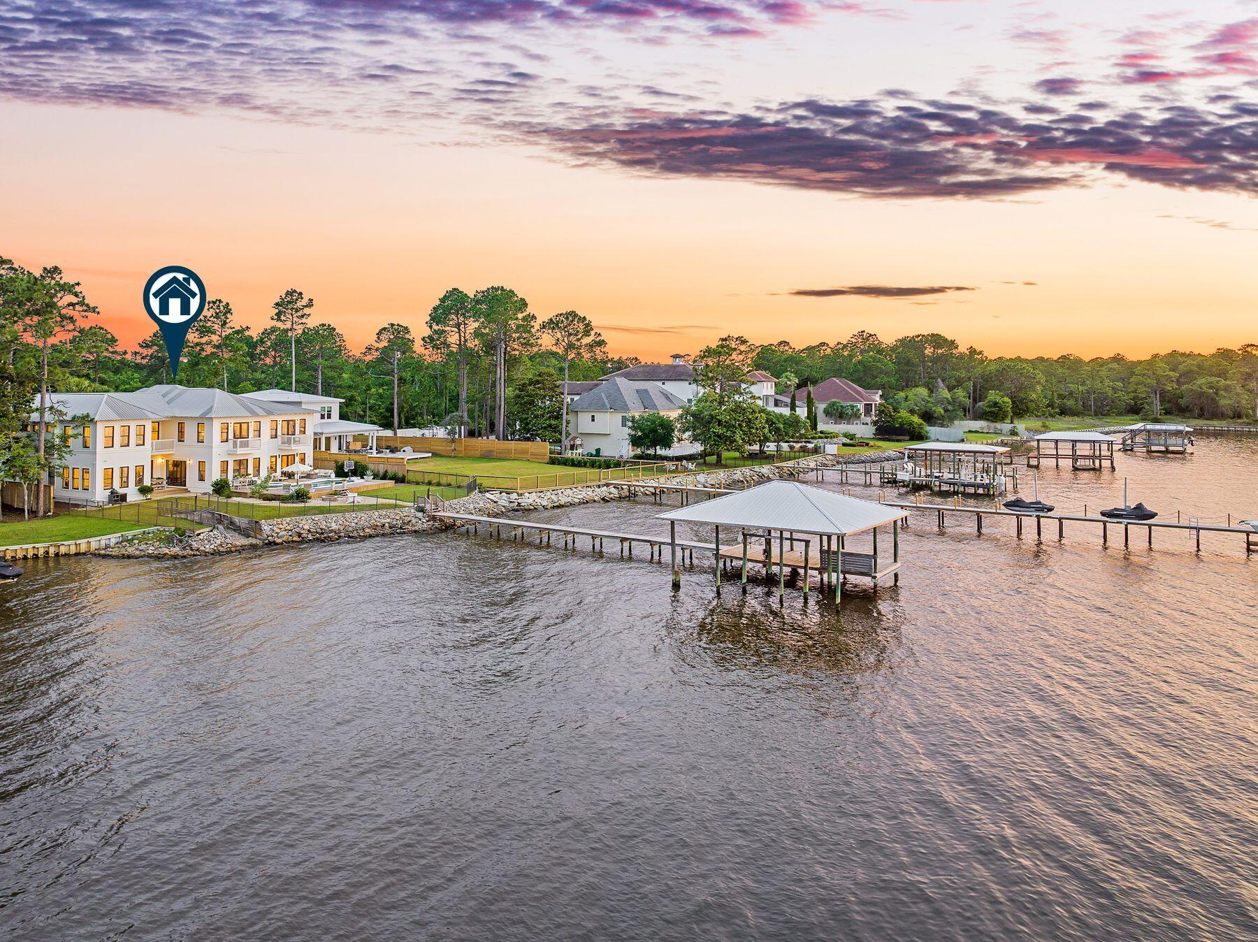 BAY PINE SHORES - Residential