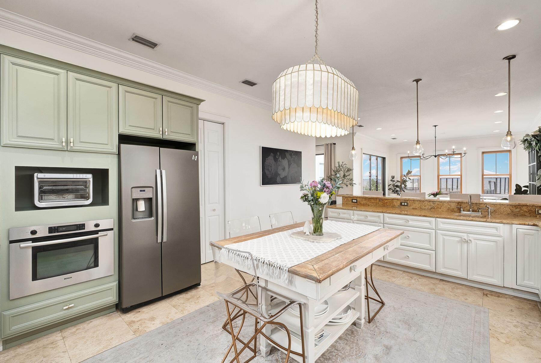 BAY PINE SHORES - Residential