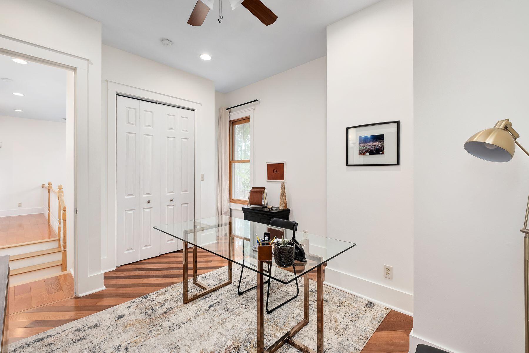 BAY PINE SHORES - Residential