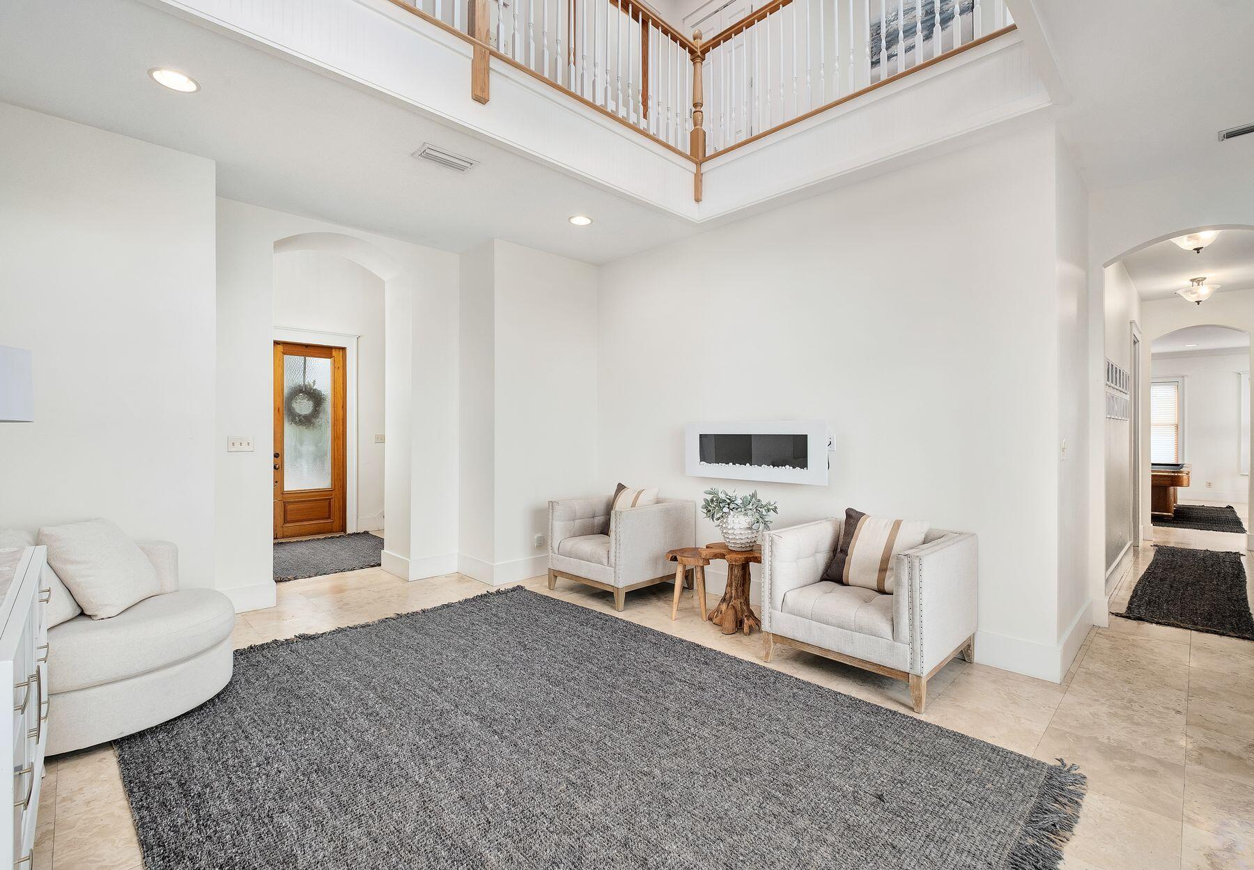 BAY PINE SHORES - Residential