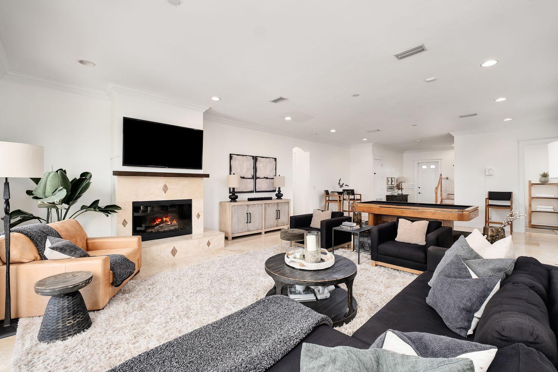 BAY PINE SHORES - Residential