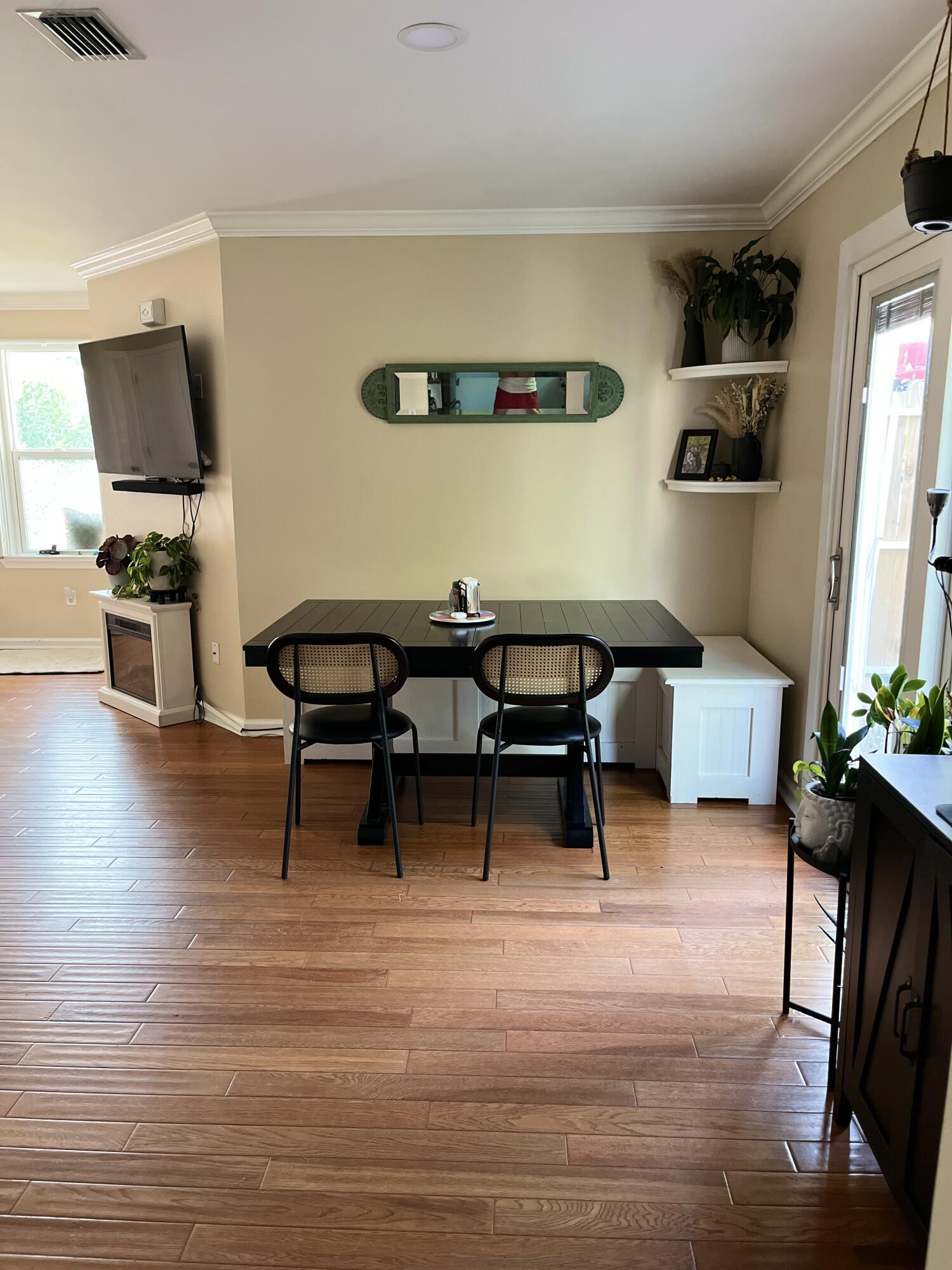 COCO PARK - Residential Lease