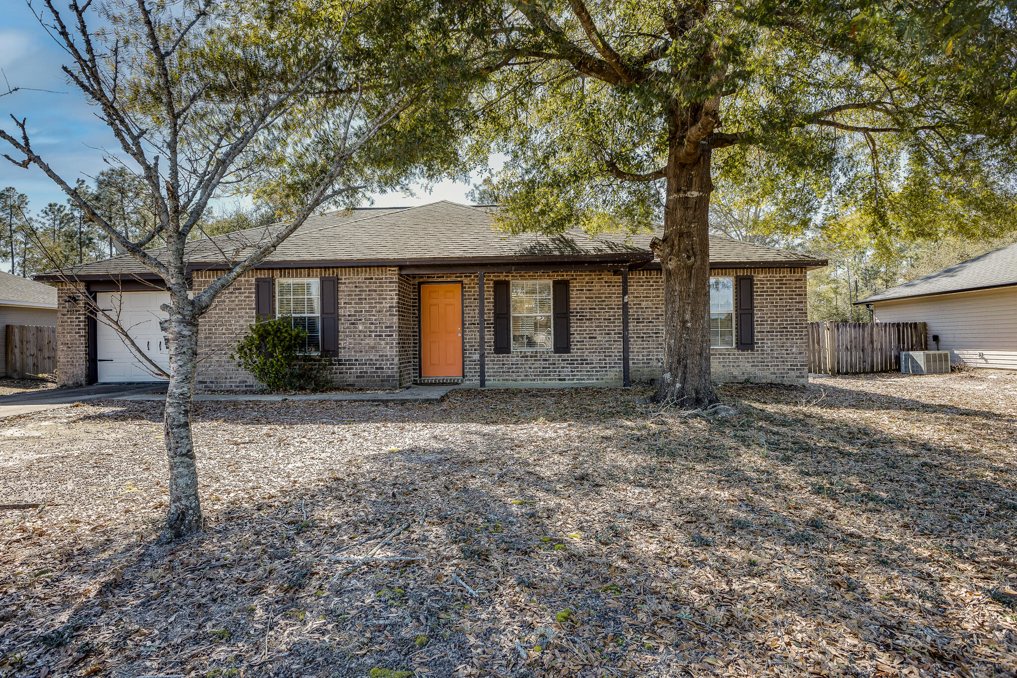 THE PINES - Residential