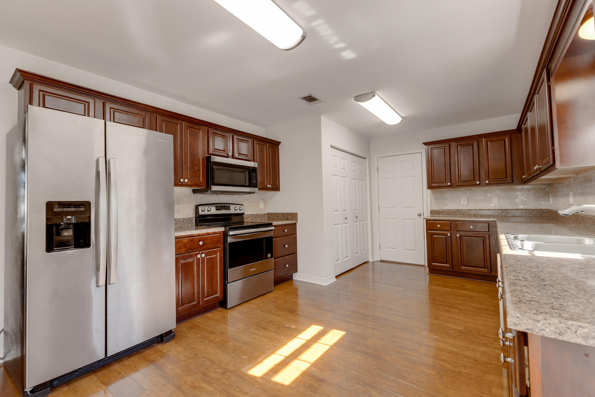 THE PINES - Residential