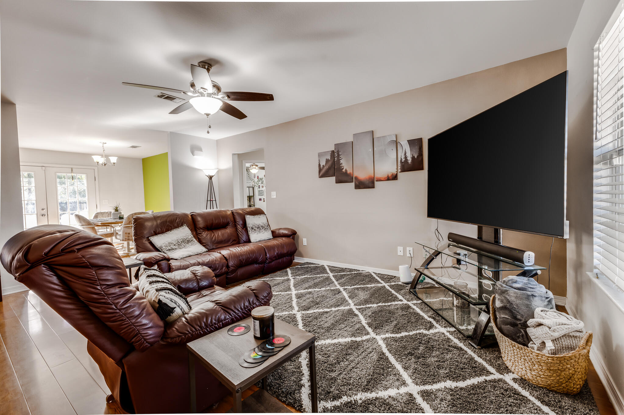 THE PINES - Residential