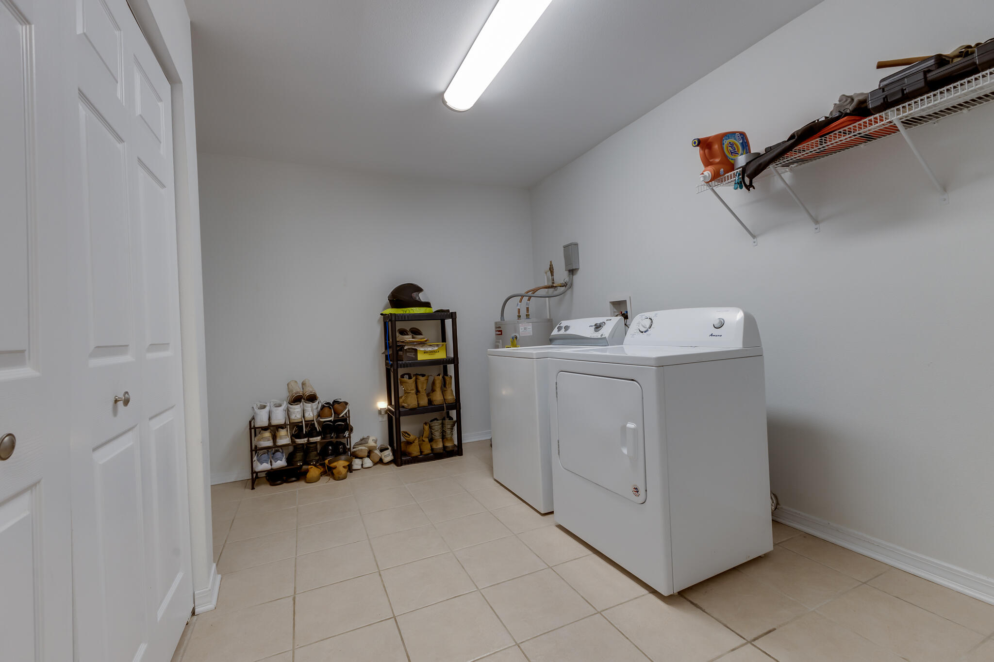 THE PINES - Residential