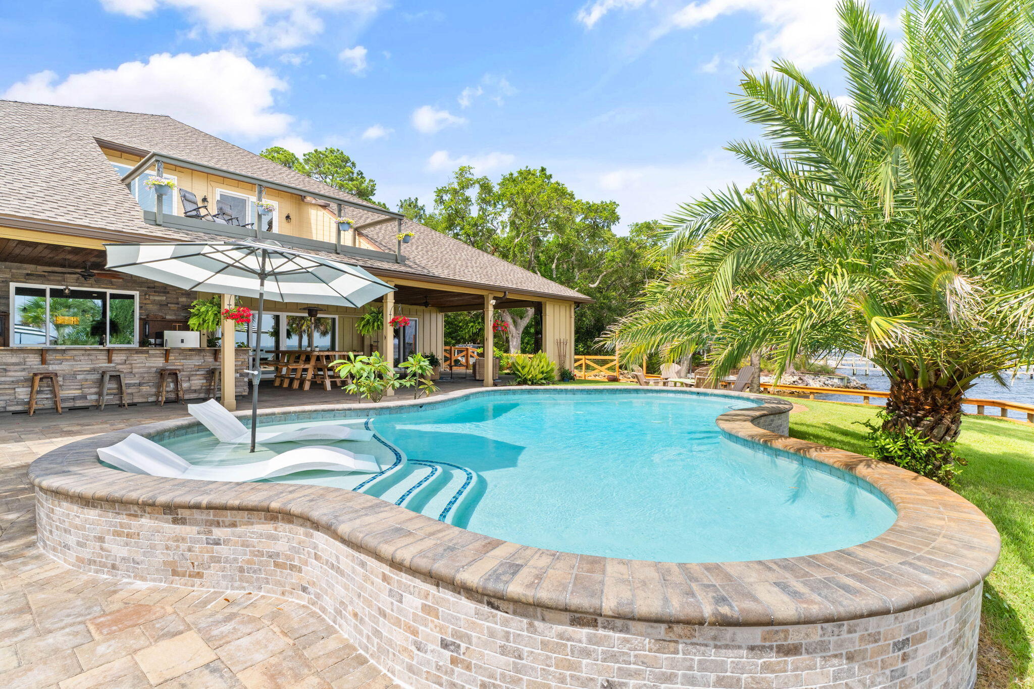 Sandy Cove - Residential