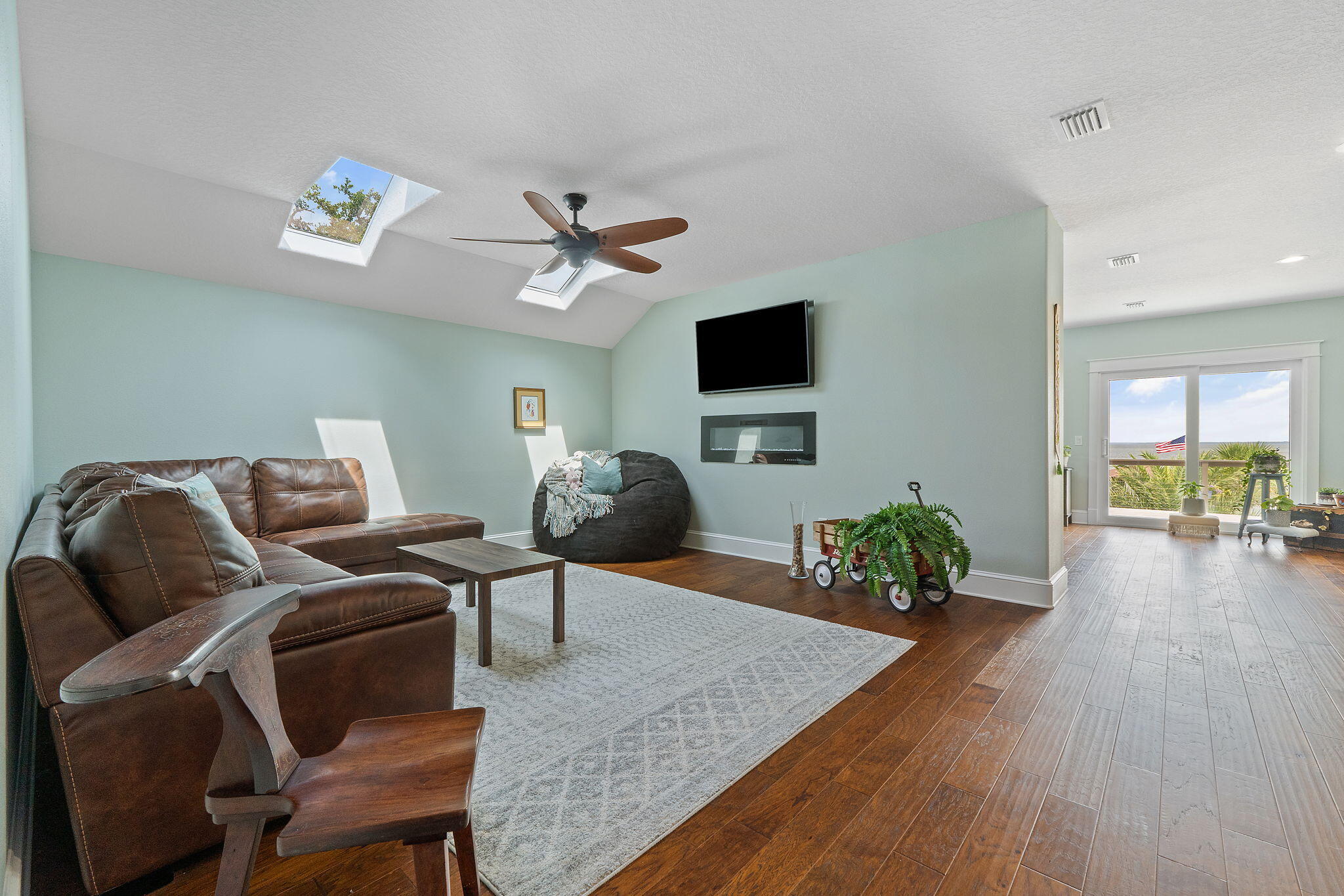 Sandy Cove - Residential