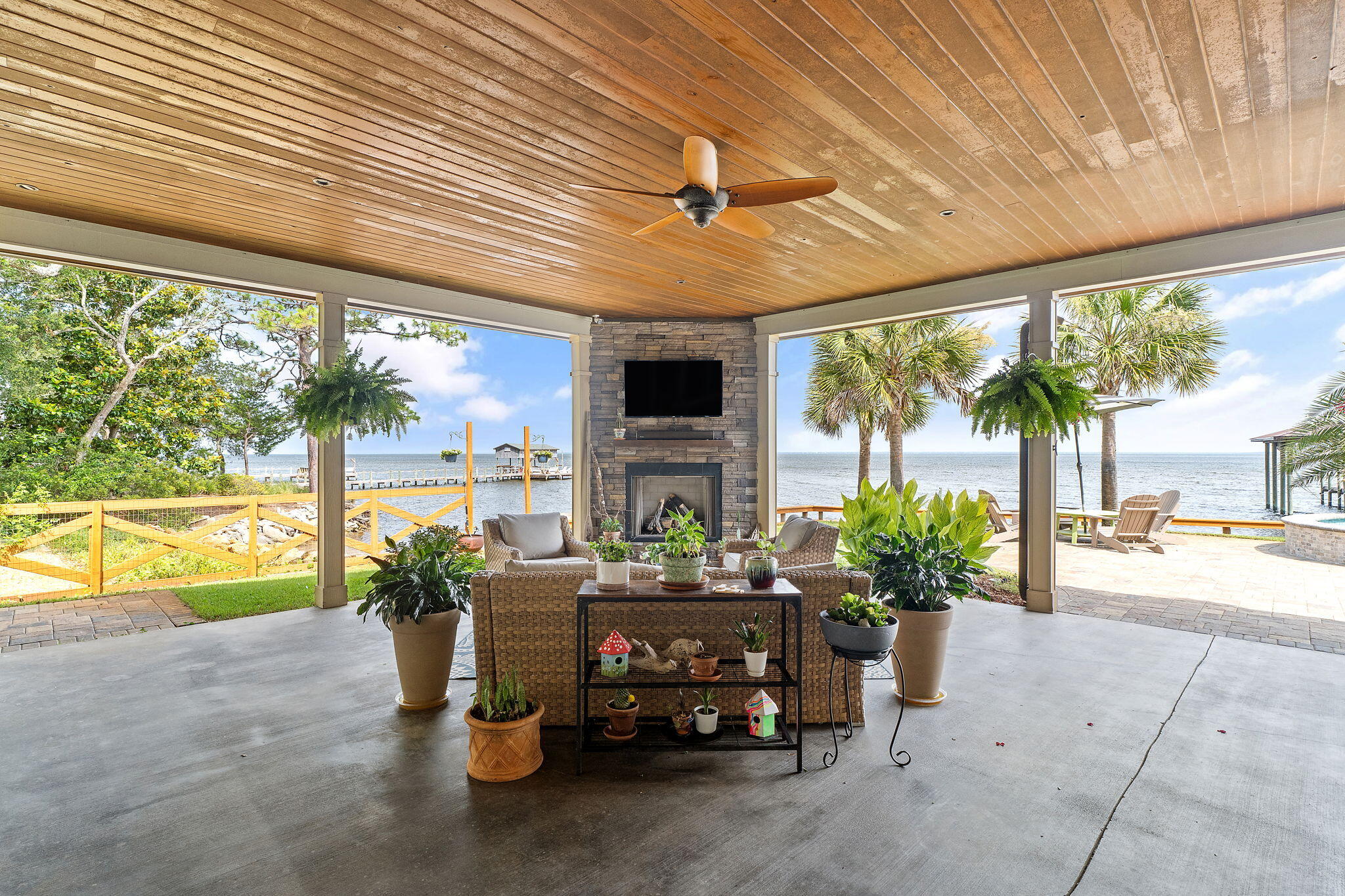 Sandy Cove - Residential