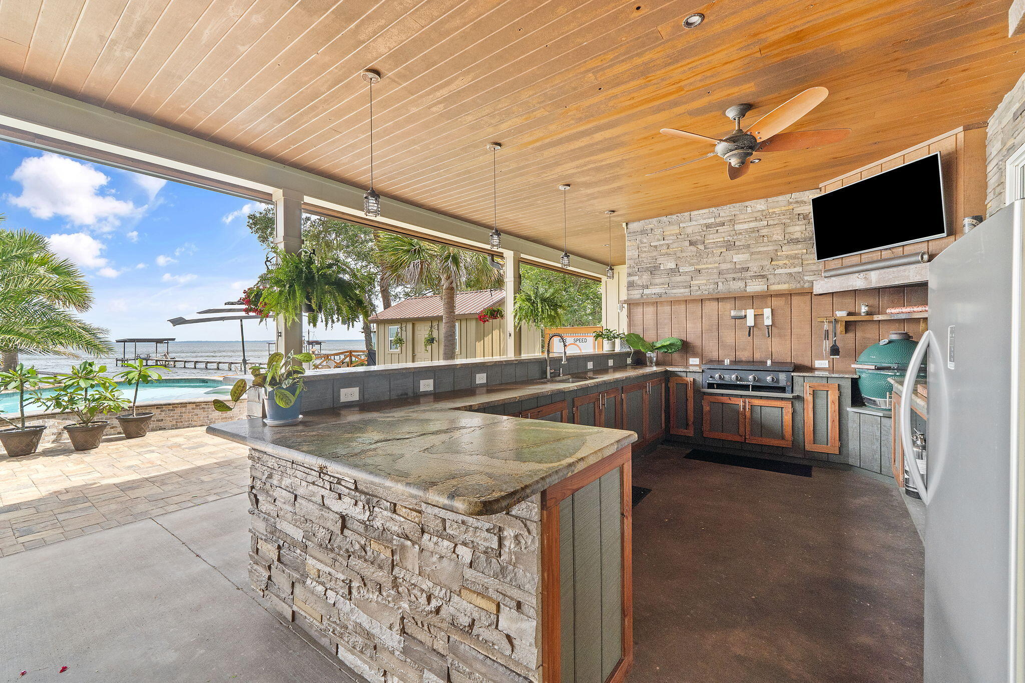 Sandy Cove - Residential