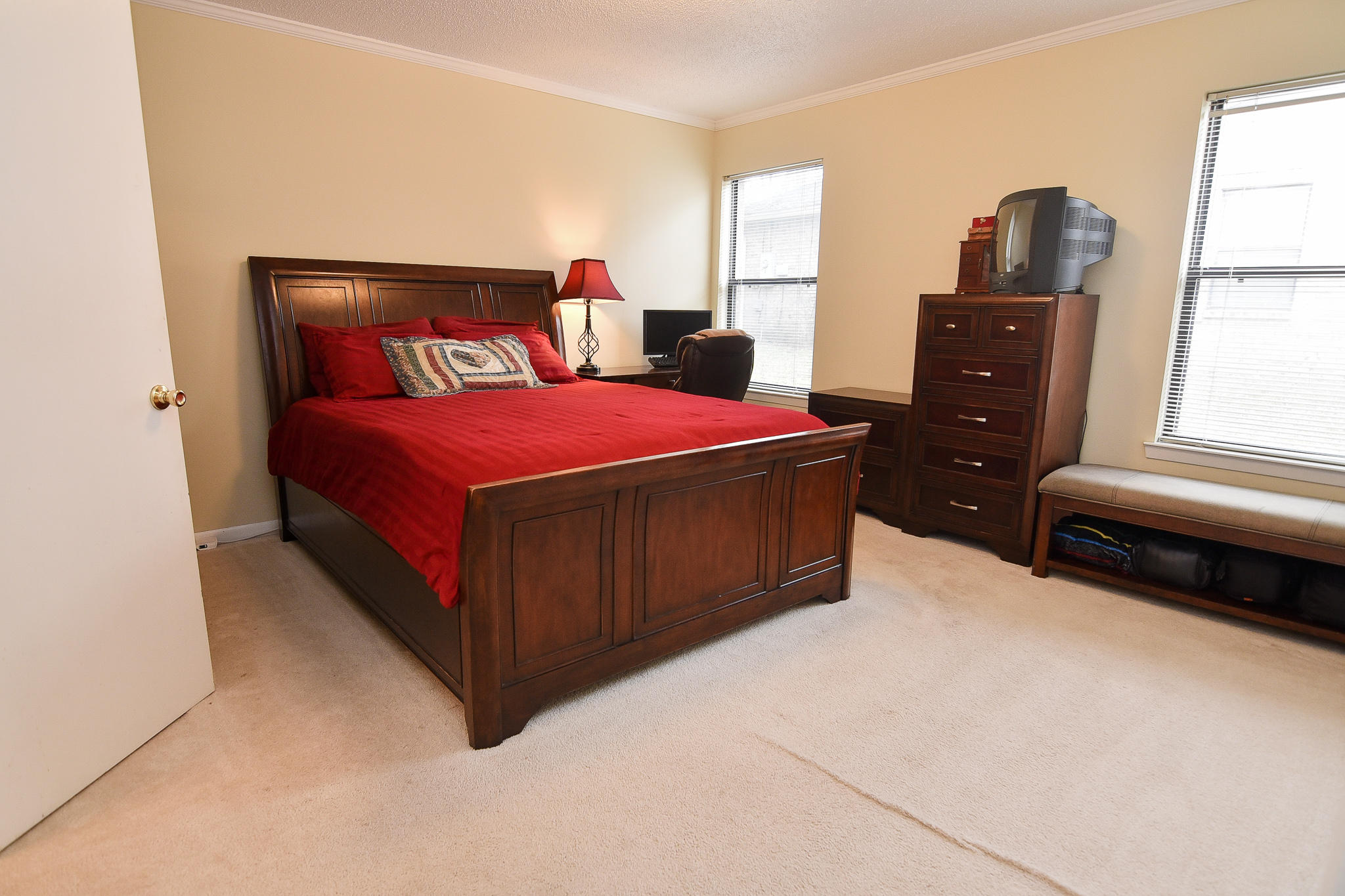 VALPARAISO PINECREST 5 - Residential