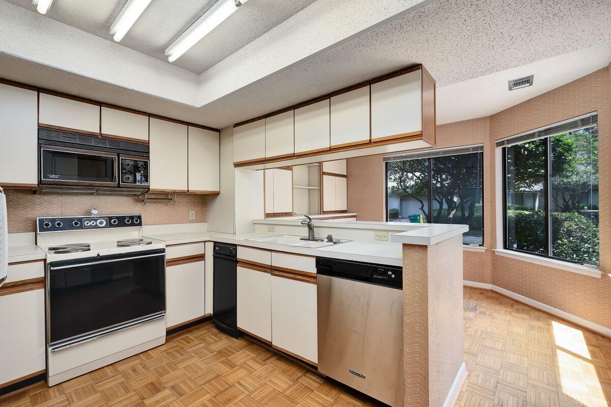 GLENEAGLES GREEN BLUEWATER BAY - Residential