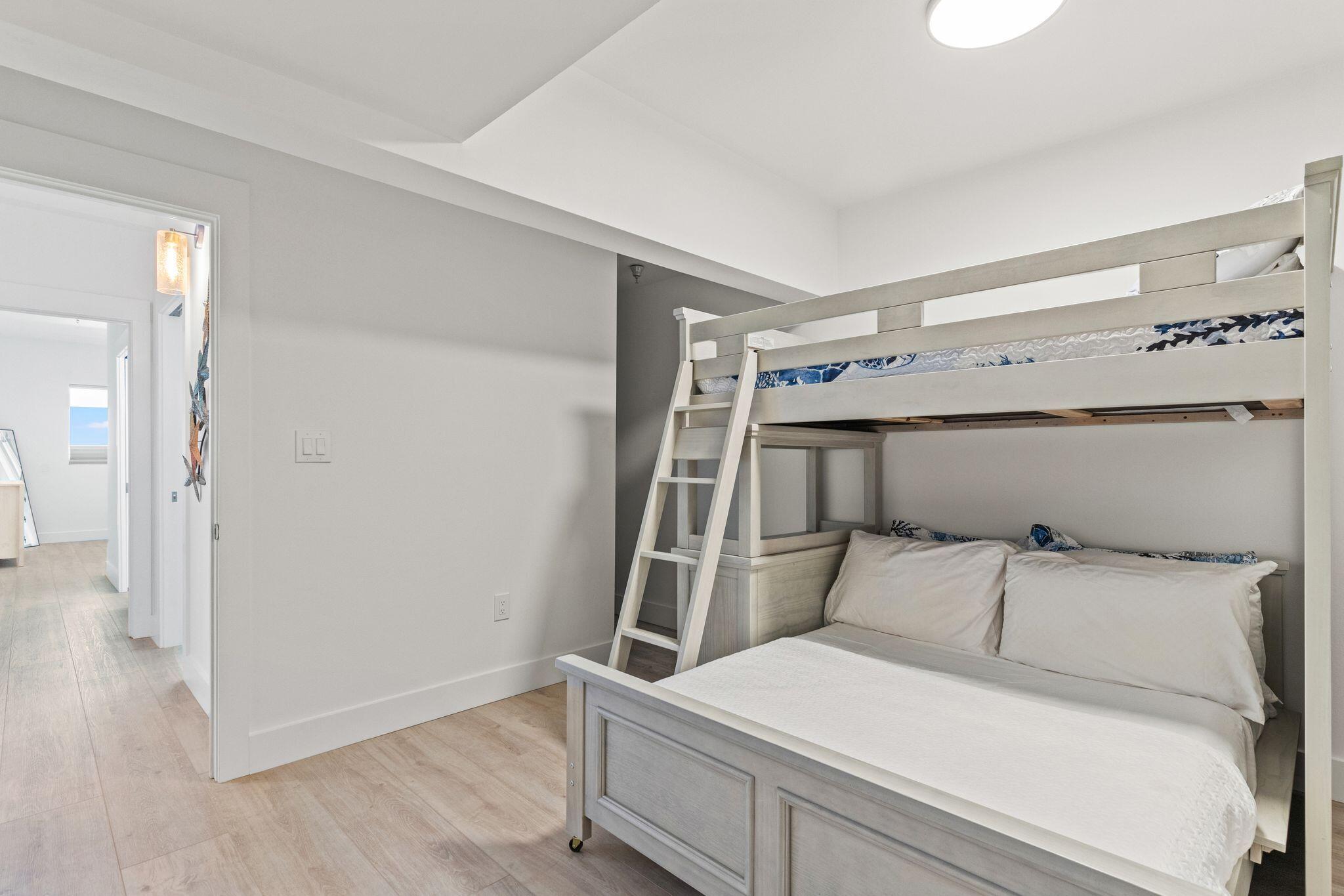 TRANQUILLITY ON THE BEACH - Residential